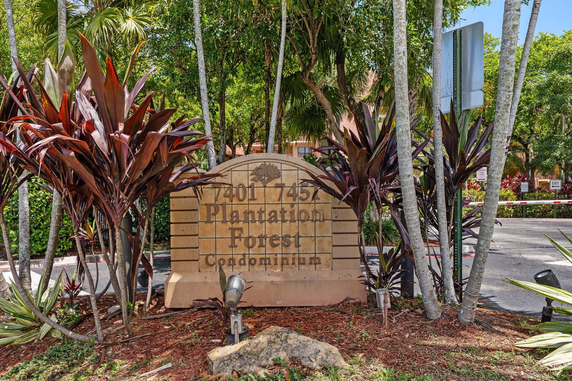 7401 NW 16th Street, #102, Plantation, FL 33313 1