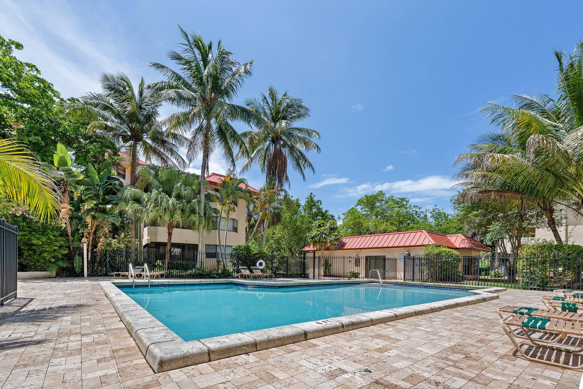 7401 NW 16th Street, #102, Plantation, FL 33313 33