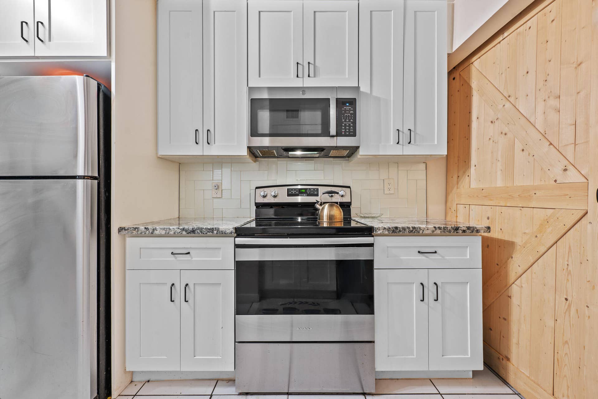 7401 NW 16th Street, #102, Plantation, FL 33313 26