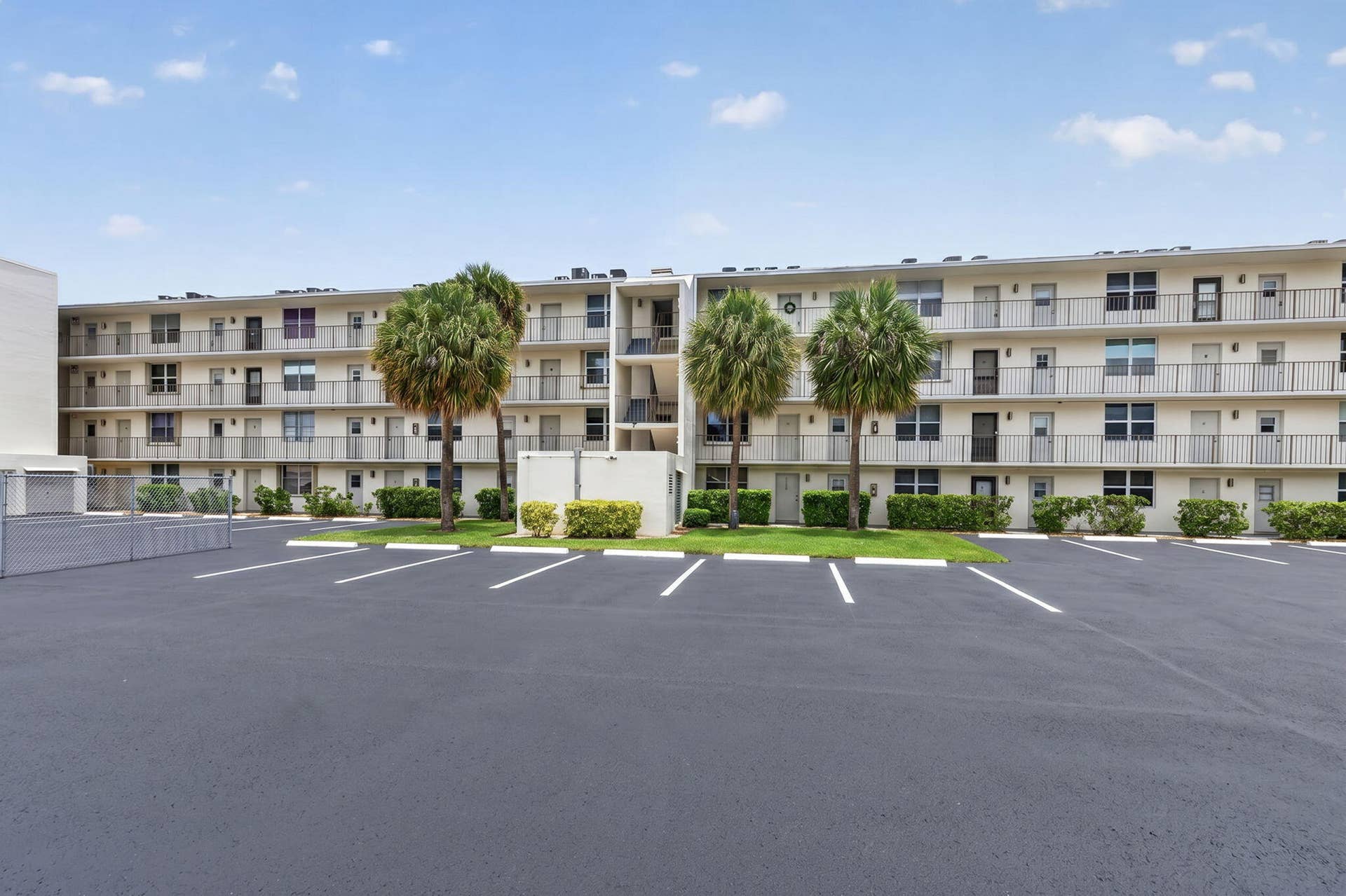 4501 NE 21st Avenue, #208, Fort Lauderdale, FL 33308 1-web-or-mls-8I8A5265