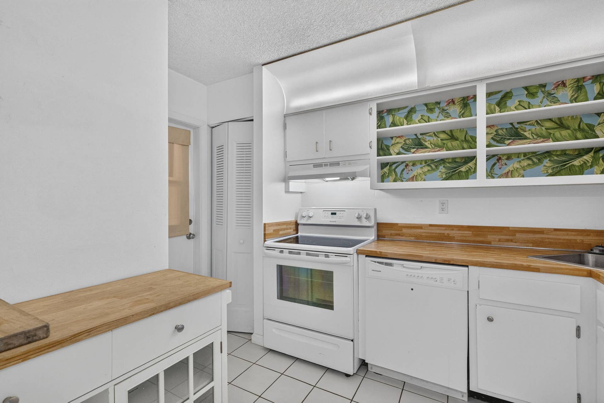 4501 NE 21st Avenue, #208, Fort Lauderdale, FL 33308 10-web-or-mls-8I8A5195