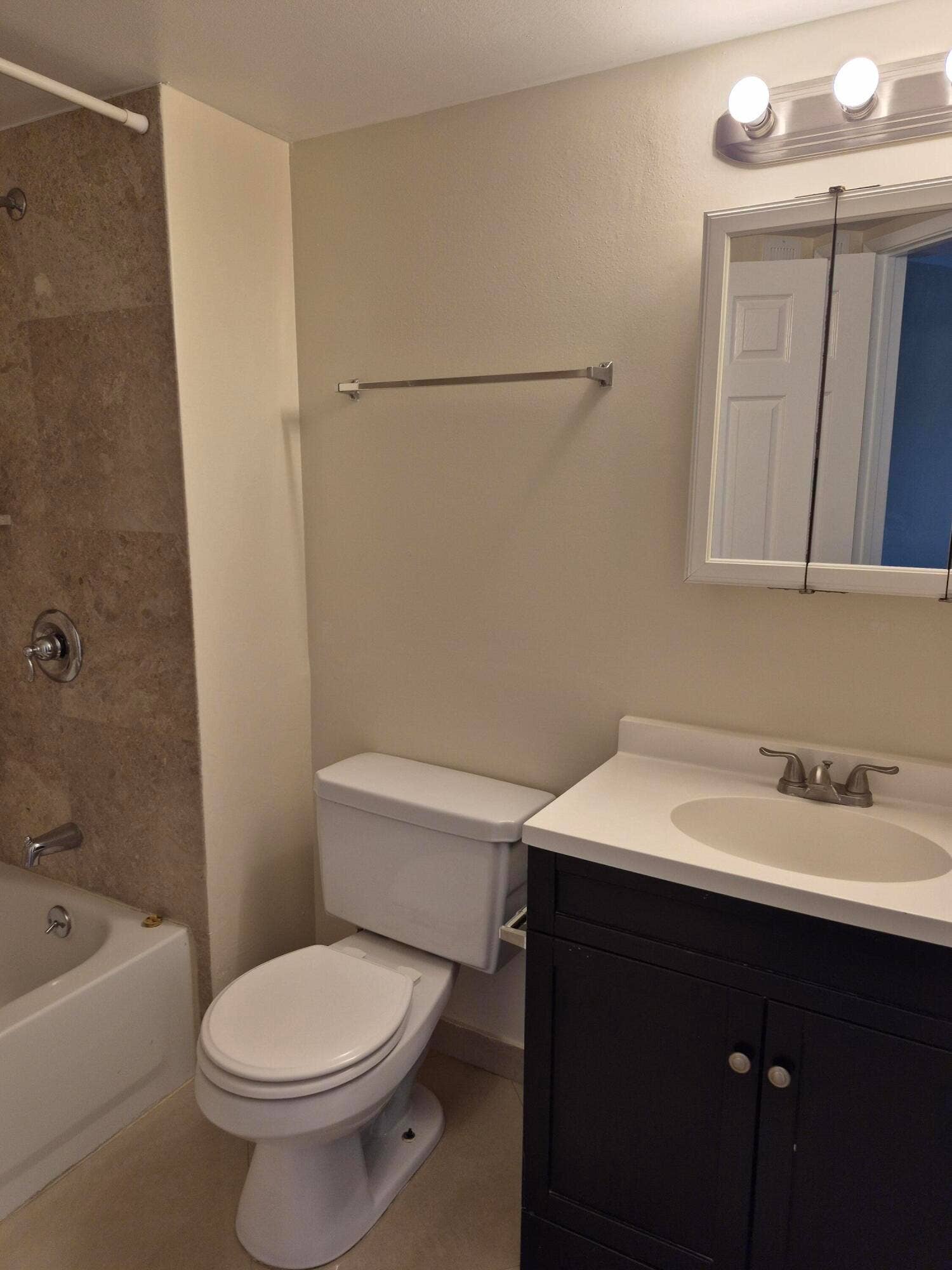 2823 N Course Drive, #205, Pompano Beach, Pompano Beach, FL 33069 Breezes Second Bathroom