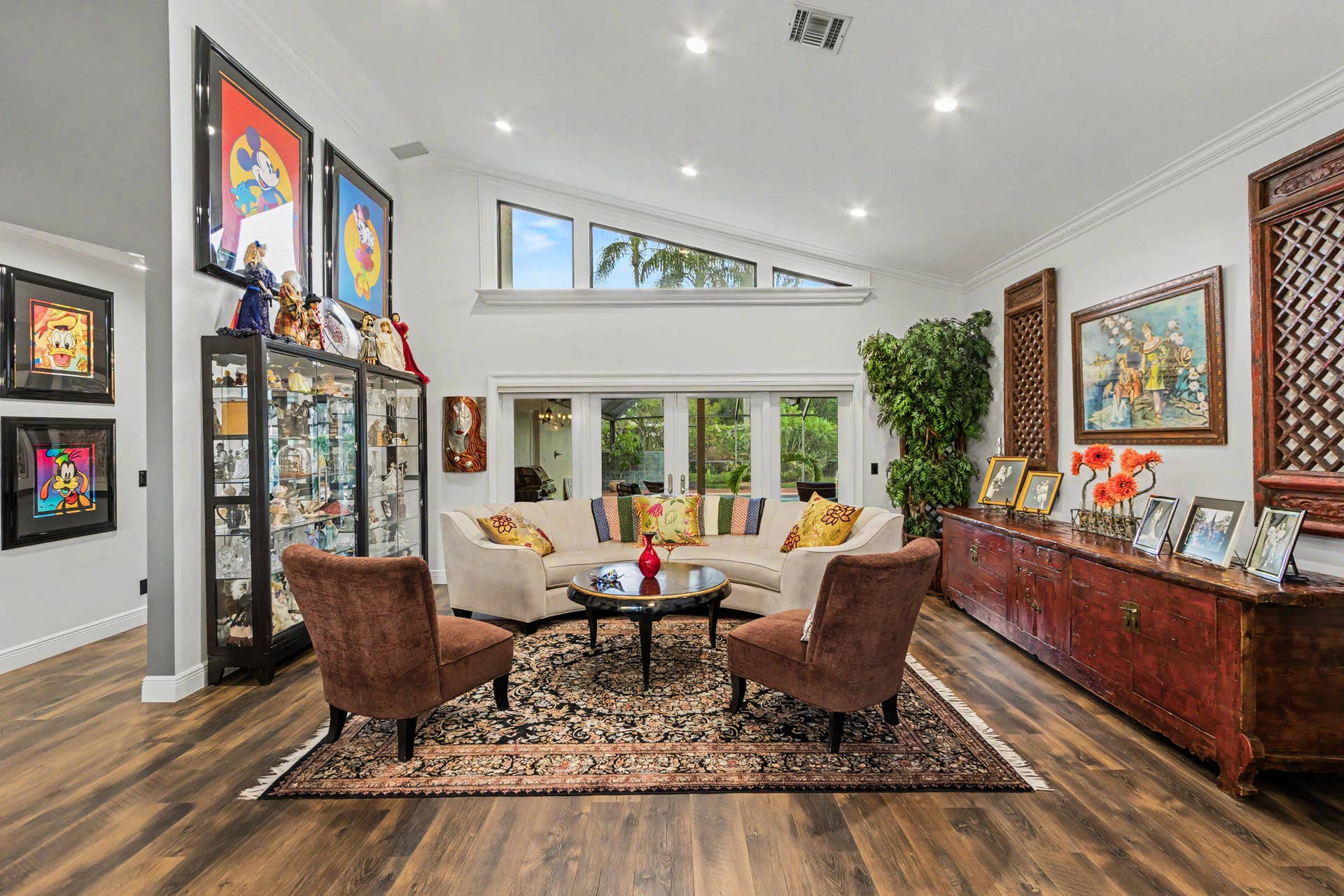 8255 NW 51st Court, Coral Springs, FL 33067 Large Open Front Entrance/Sitting and Dining Rooms