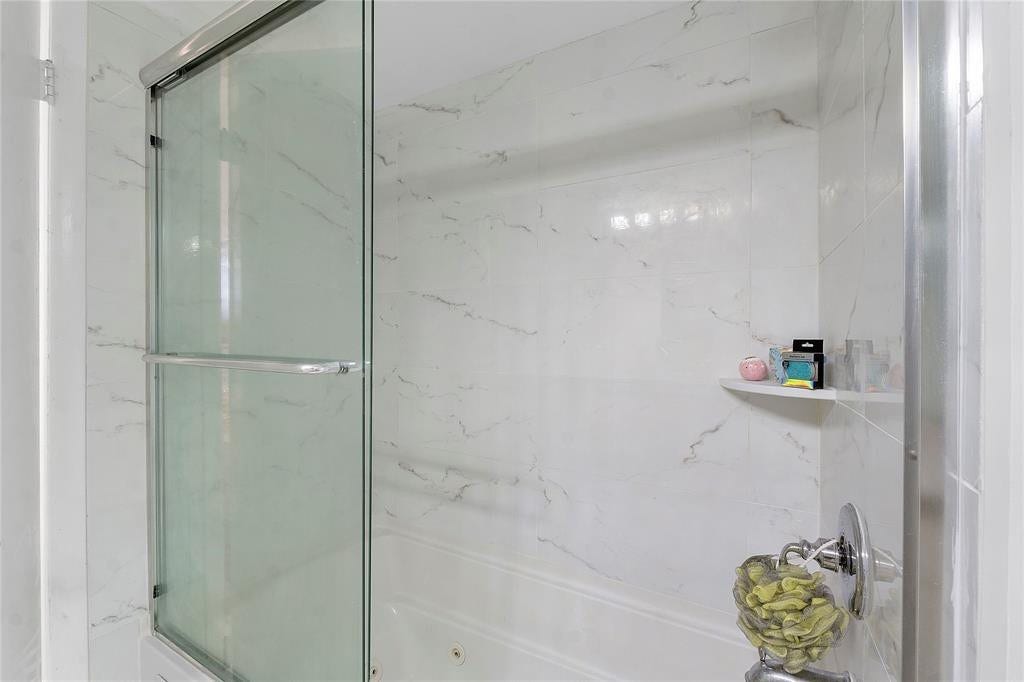 3100 NE 49th Street, #807, Fort Lauderdale, FL 33308 Photo 12