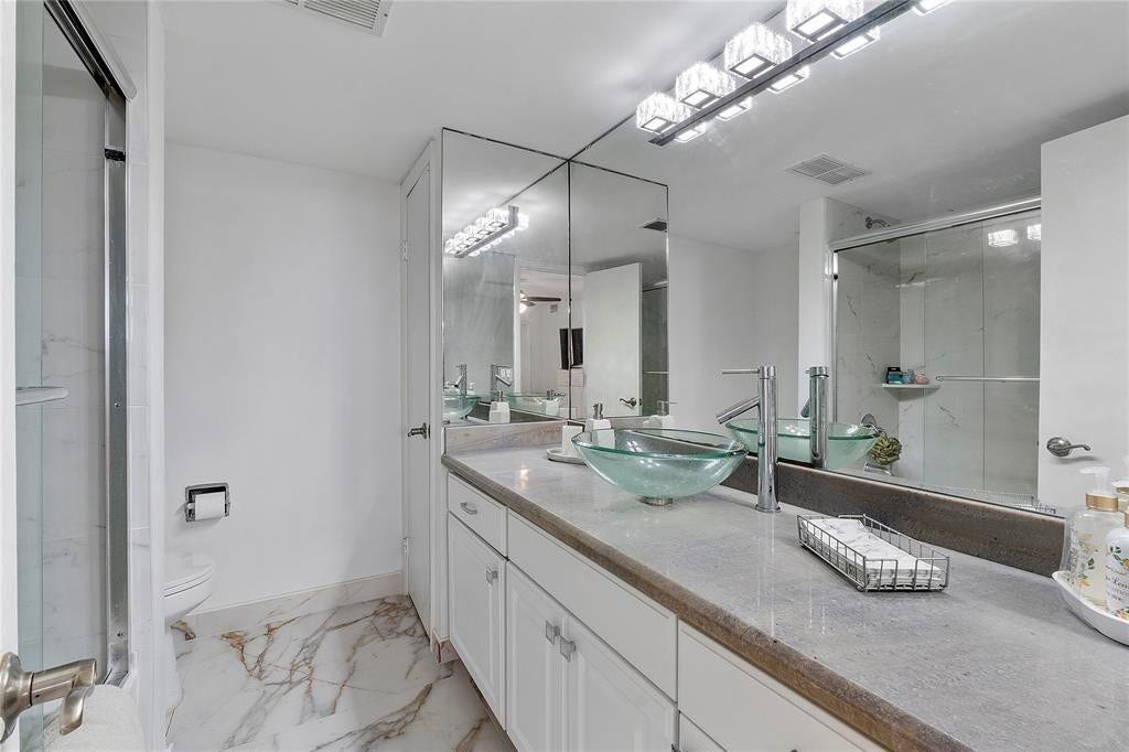 3100 NE 49th Street, #807, Fort Lauderdale, FL 33308 Photo 11