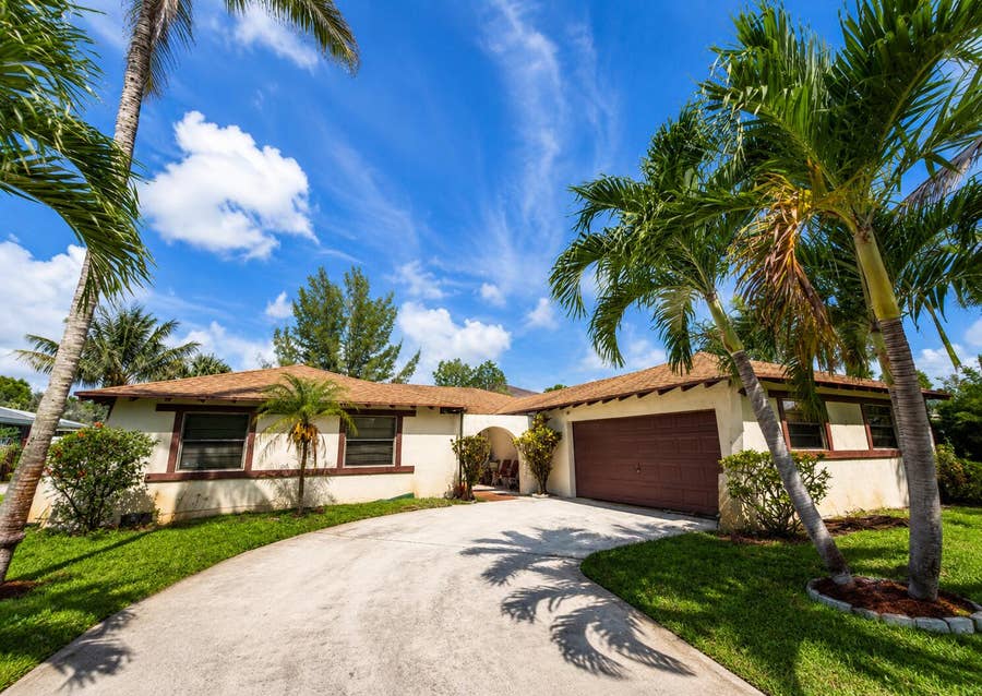 Property photo for 915 Ryanwood Drive, West Palm Beach, FL