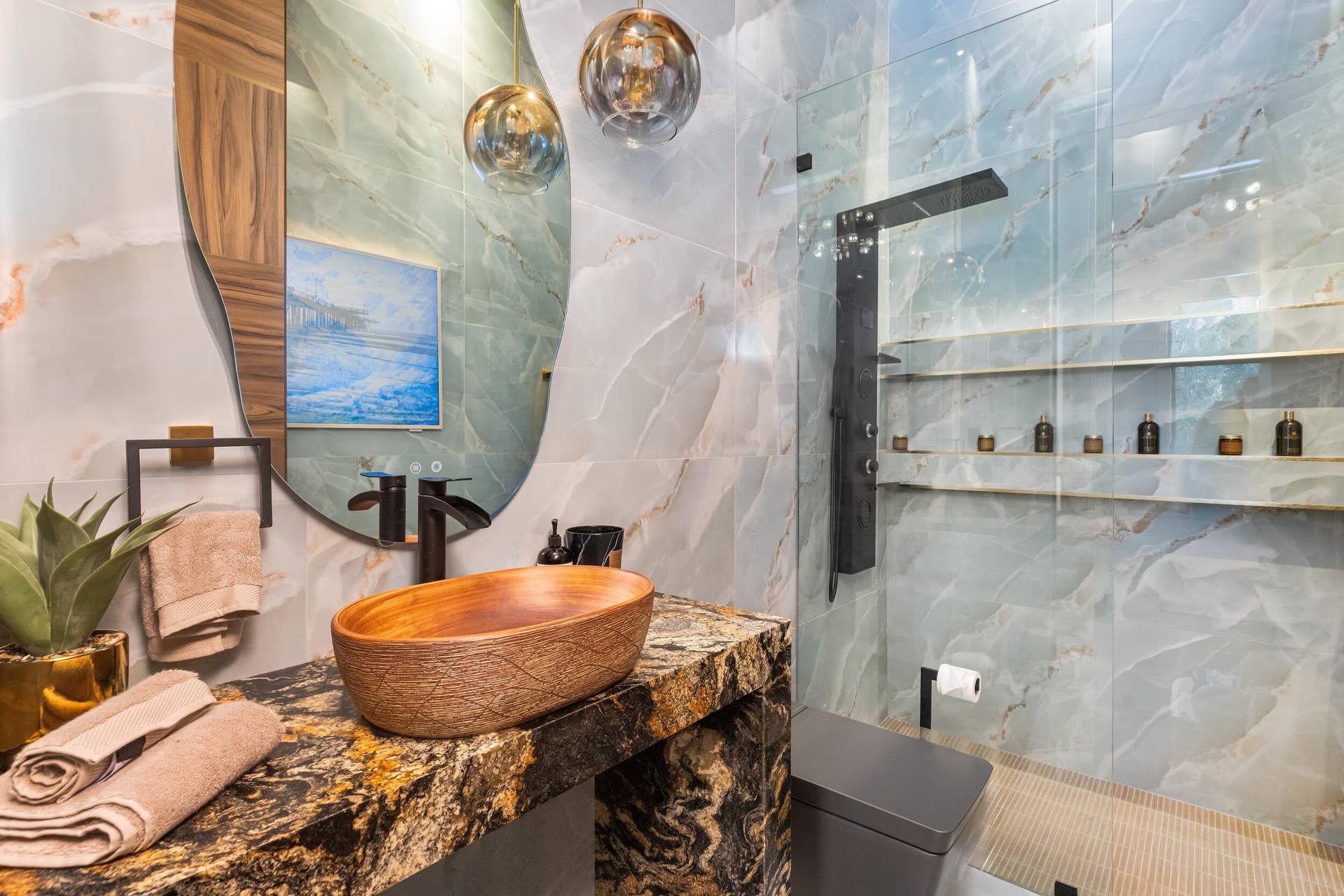 16121 Quiet Vista Circle, Delray Beach, FL 33446 Guest Bathroom