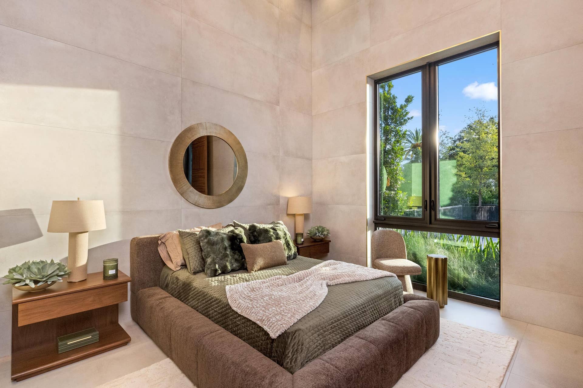 16121 Quiet Vista Circle, Delray Beach, FL 33446 Guest Bedroom