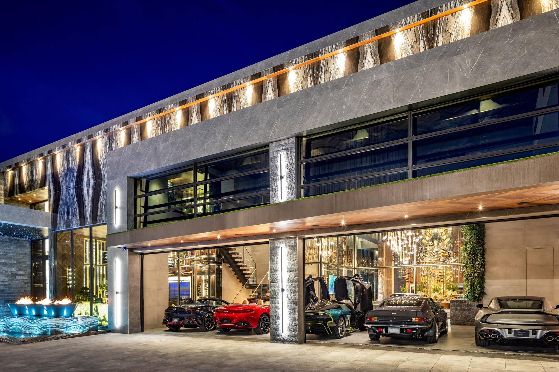 16121 Quiet Vista Circle, Delray Beach, FL 33446 Showcase Car Gallery