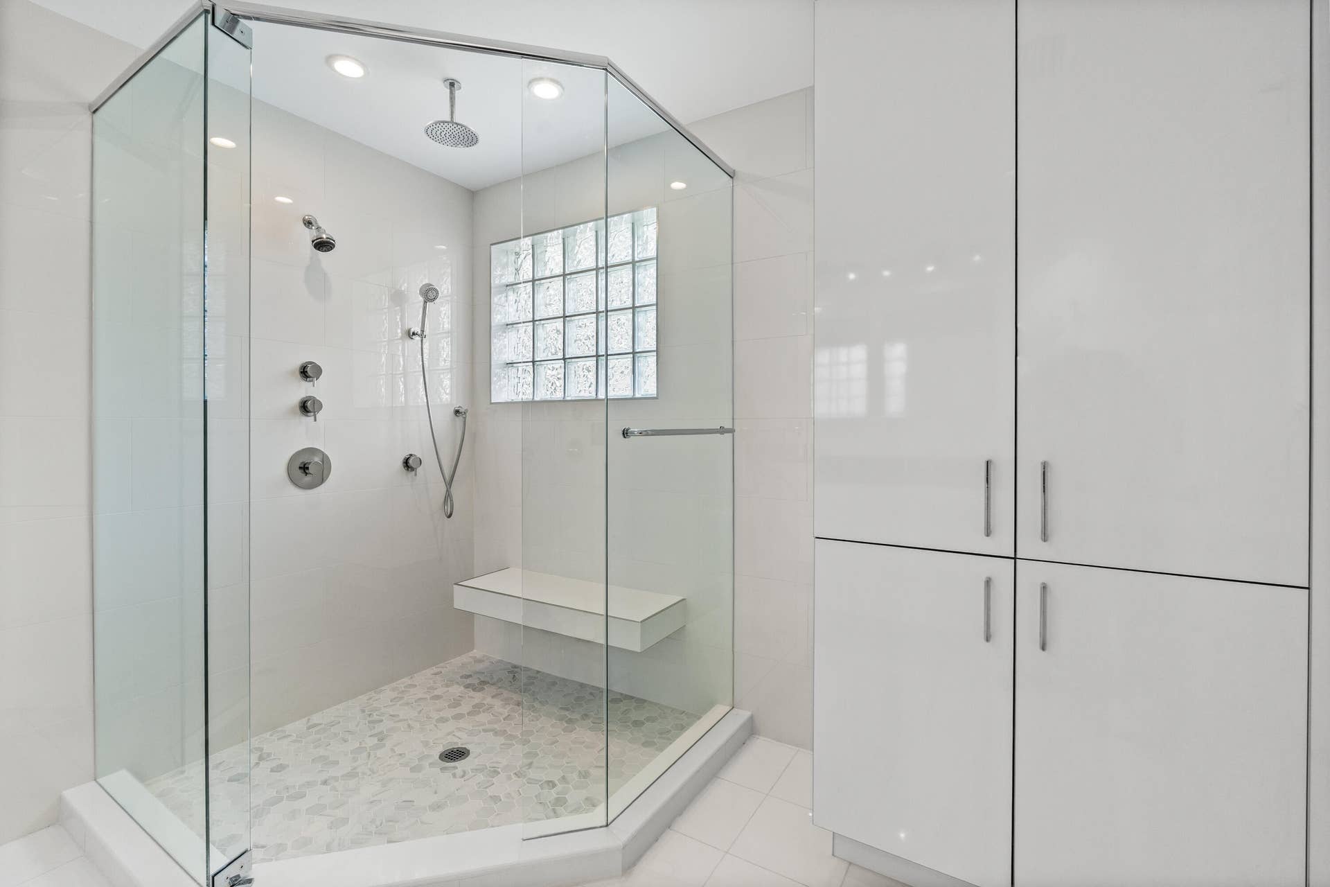 13452 NW 5th Court, Plantation, FL 33325 Mster Bath