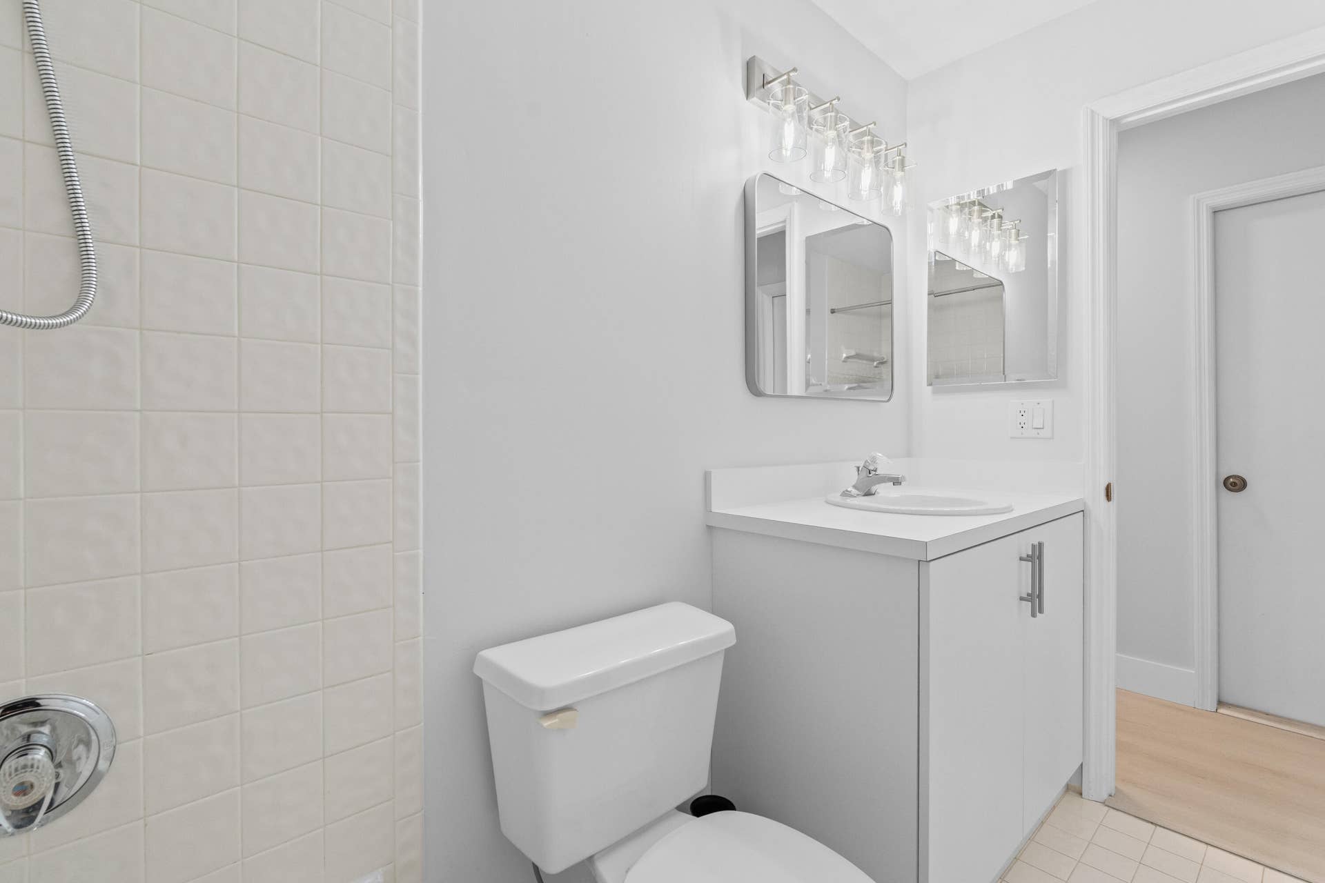 13452 NW 5th Court, Plantation, FL 33325 Bathroom 2