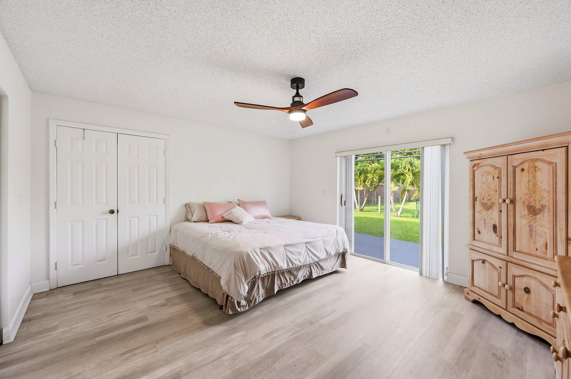 12445 SW 7th Place, Davie, FL 33325 29_035_dsc_1791