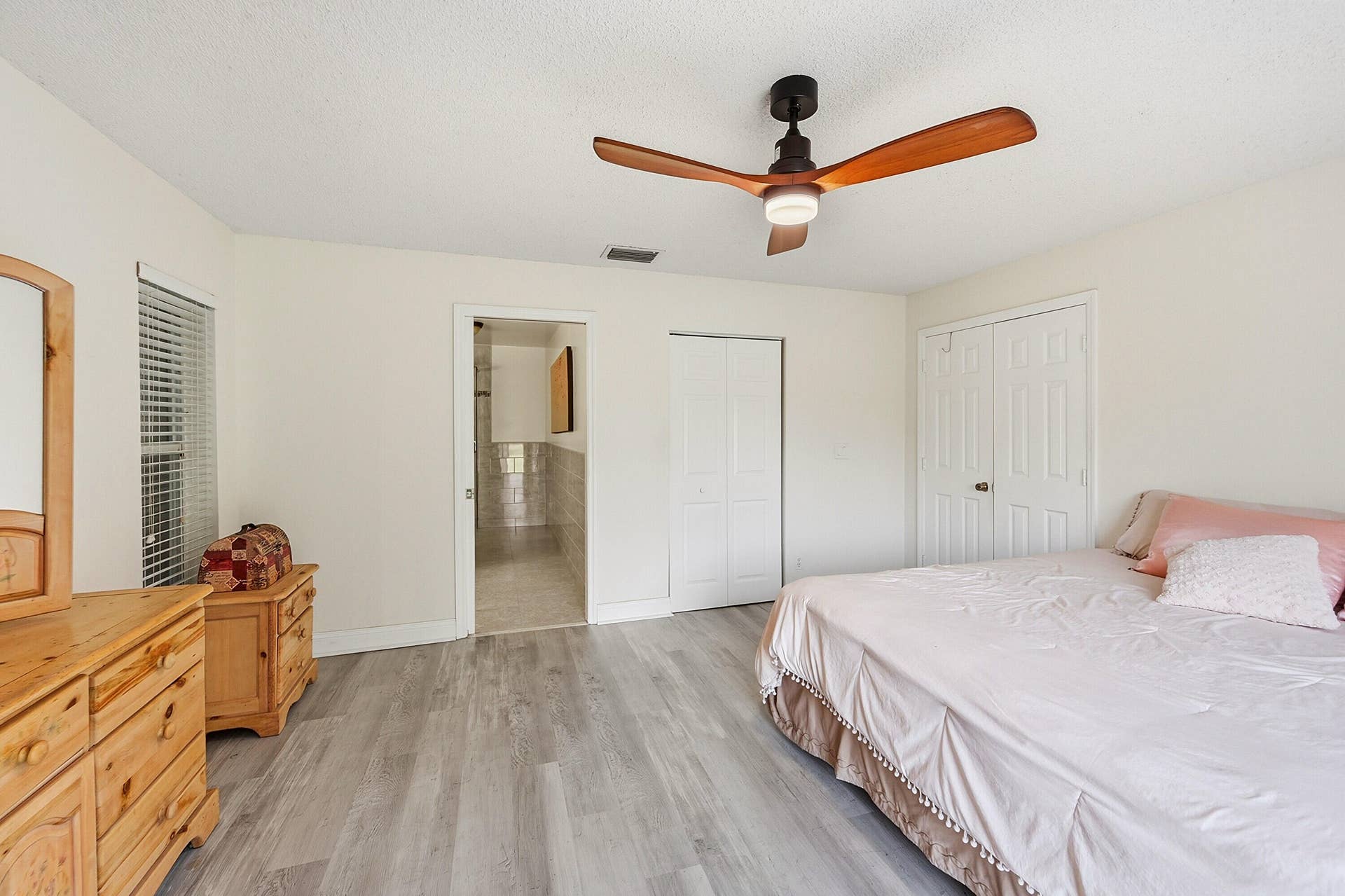 12445 SW 7th Place, Davie, FL 33325 15_036_dsc_1796