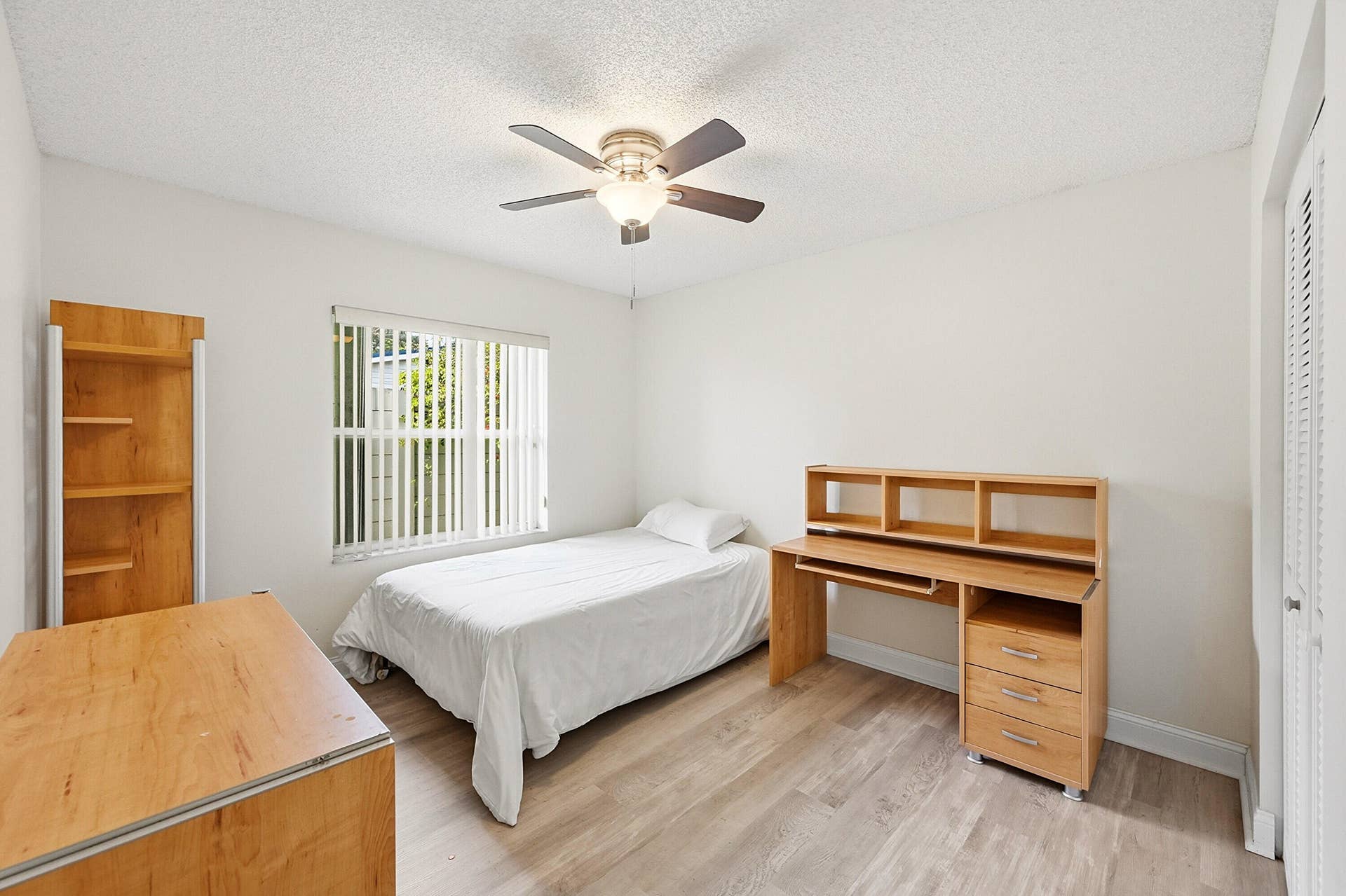 12445 SW 7th Place, Davie, FL 33325 12_031_dsc_1716