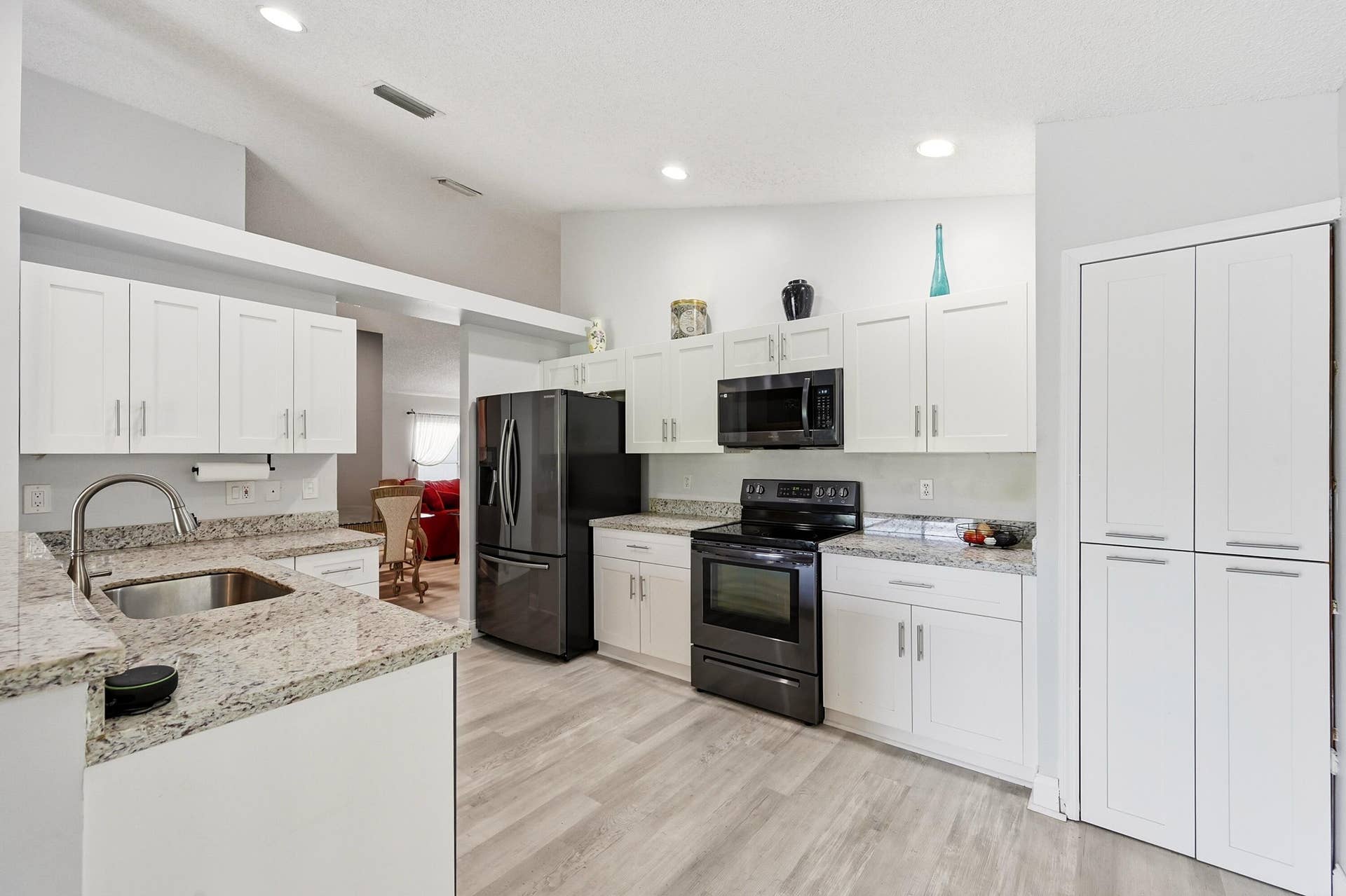 12445 SW 7th Place, Davie, FL 33325 09_020_dsc_1751