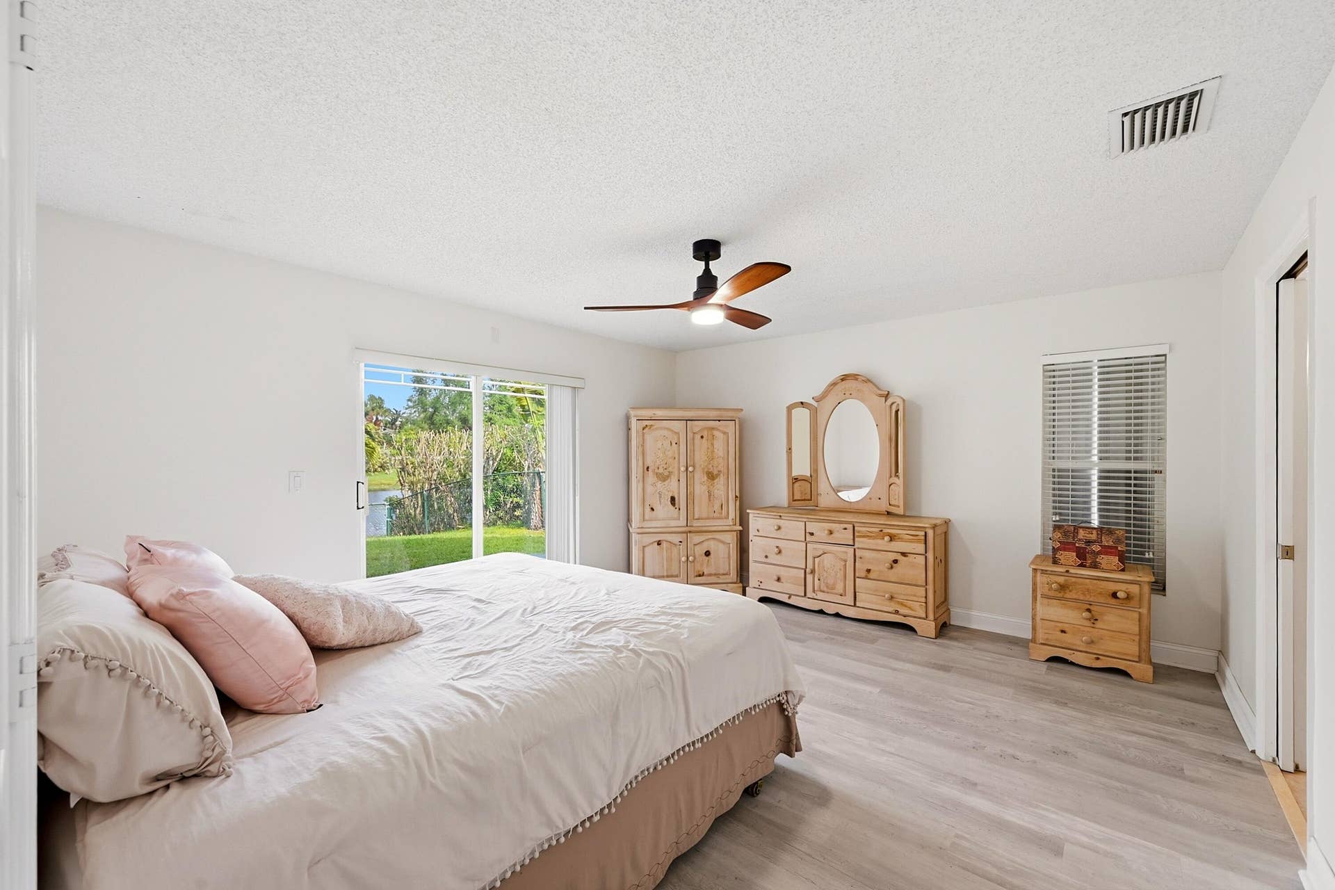 12445 SW 7th Place, Davie, FL 33325 28_033_dsc_1781