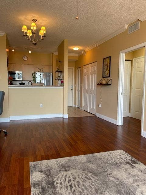 616 Clearwater Park Road, #1207, West Palm Beach, FL 33401 DINING ROOM