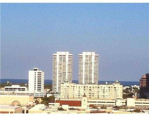 616 Clearwater Park Road, #1207, West Palm Beach, FL 33401 BALCONY VIEW