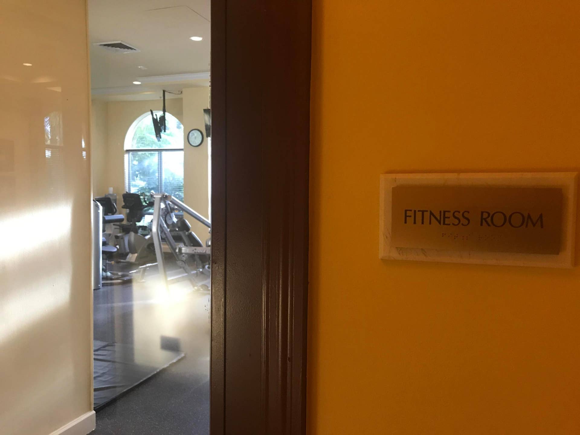 616 Clearwater Park Road, #1207, West Palm Beach, FL 33401 FREE PRIVATE GYM