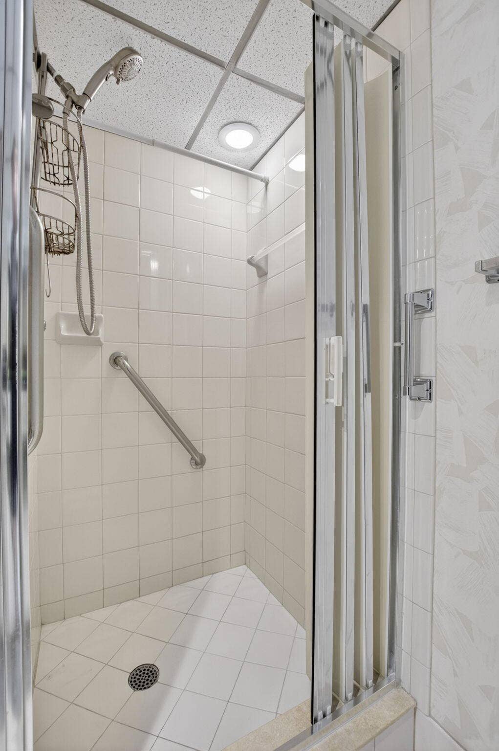 955 Normandy Trail, Delray Beach, FL 33484 26-web-or-mls-DSC_5077