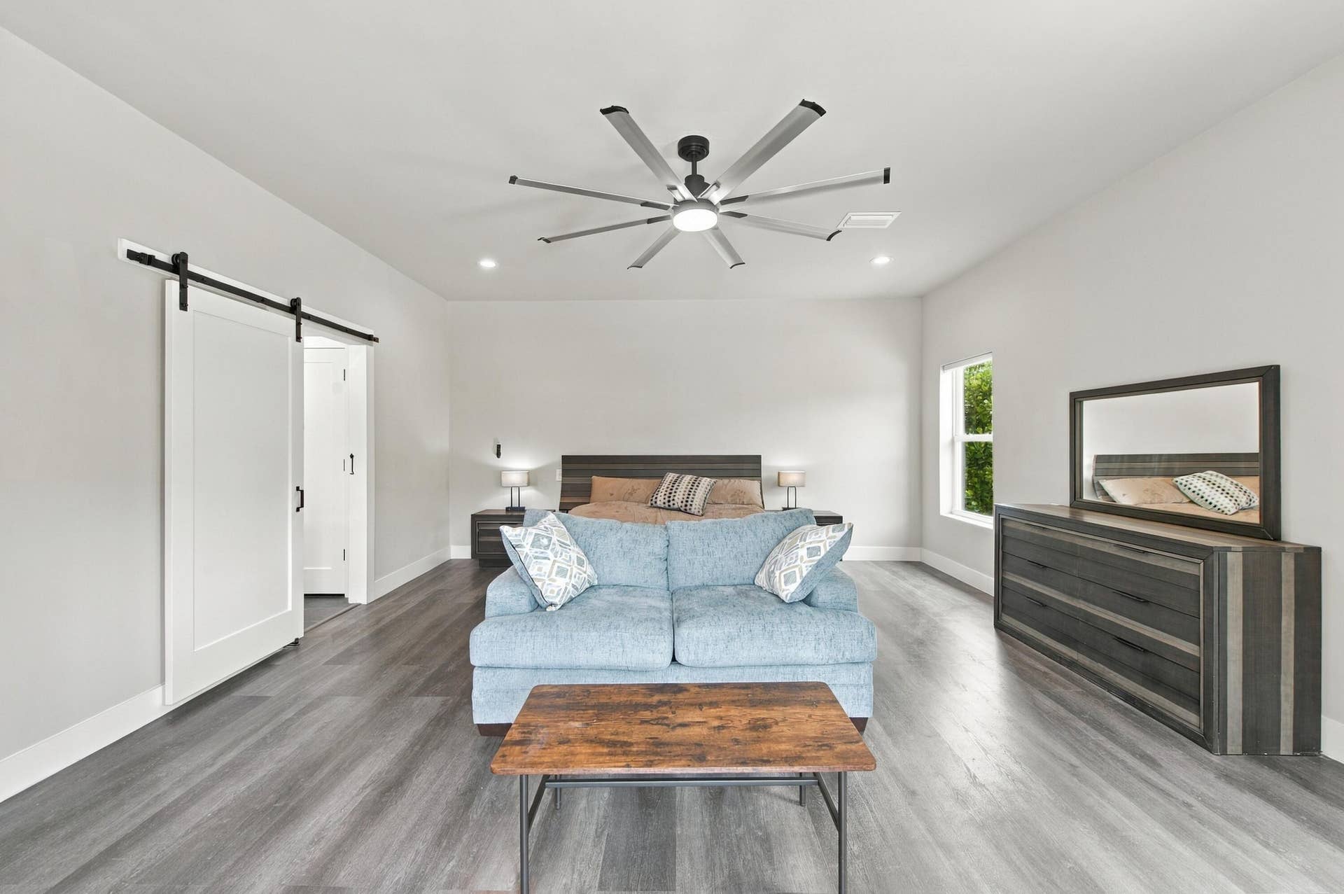 2801 NE 2nd Avenue, Wilton Manors, FL 33334 Primary suite is HUGE