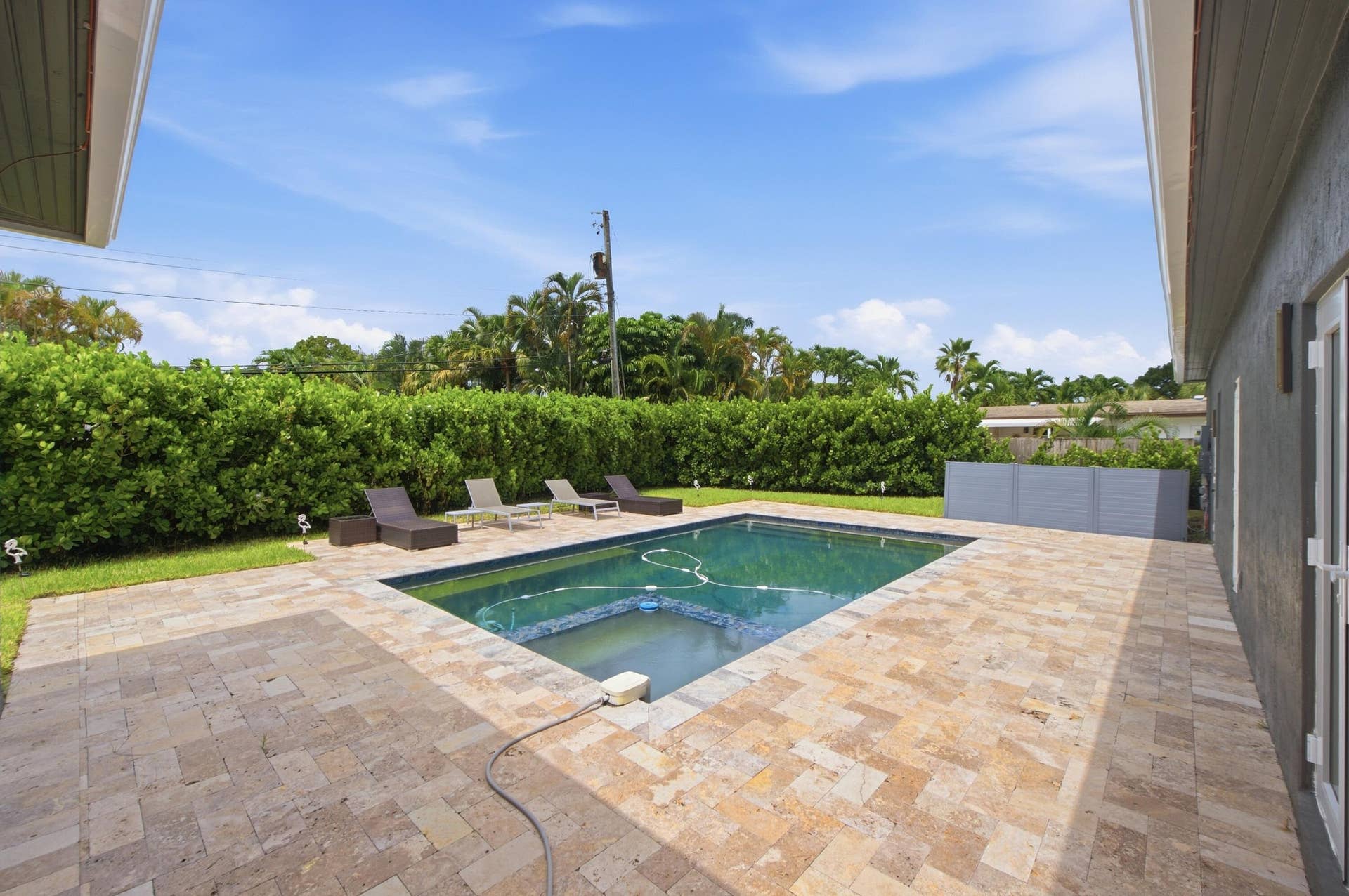 2801 NE 2nd Avenue, Wilton Manors, FL 33334 Entertainer's paradise in Wilton Manors Florida.