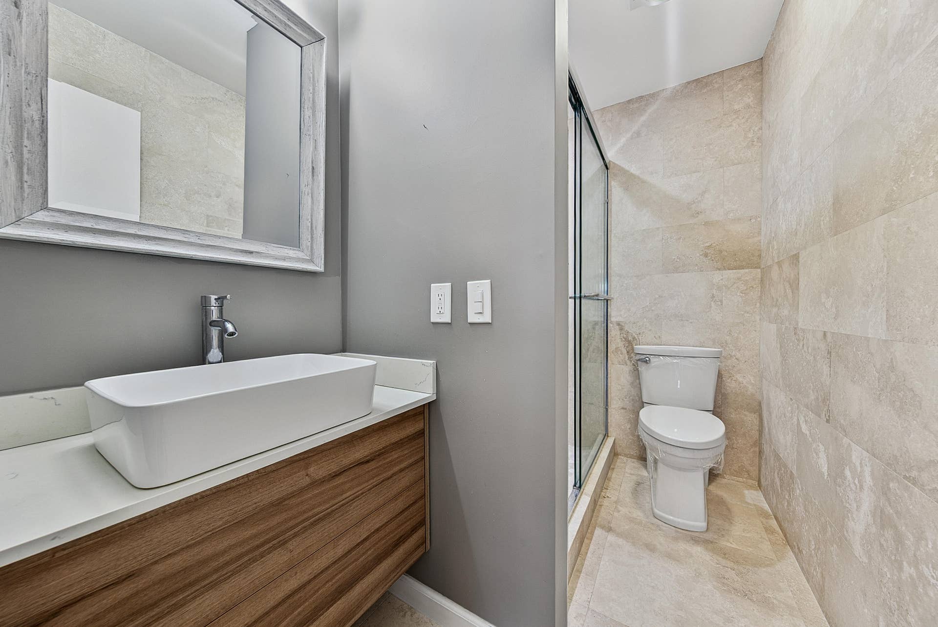 6345 Bay Club Drive, #3, Fort Lauderdale, FL 33308 Remodeled Primary Bath