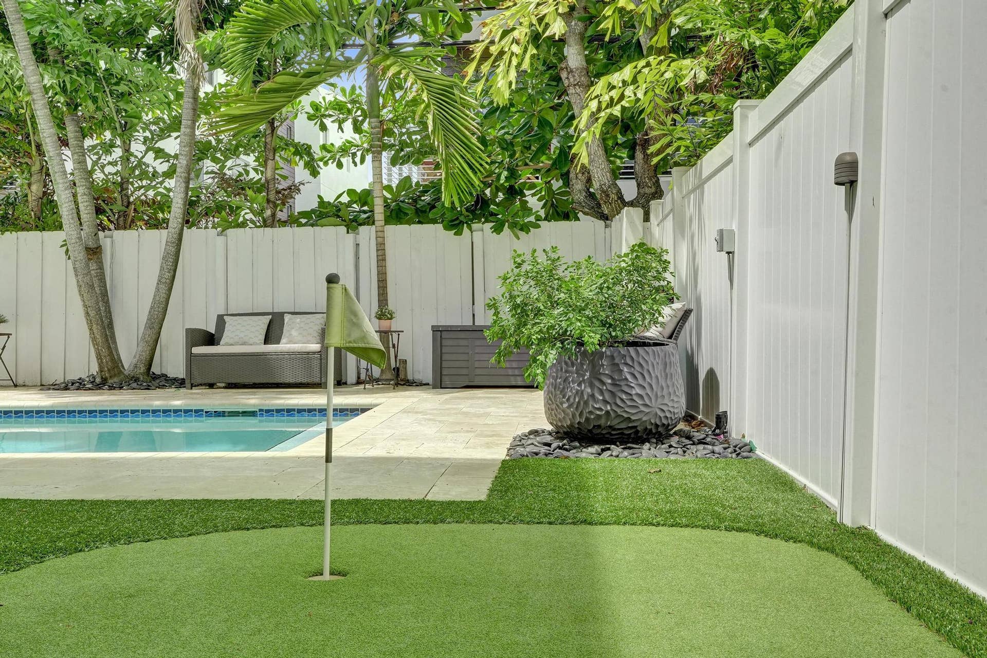 1411 NE 7th Street, Fort Lauderdale, FL 33304 DSC00823