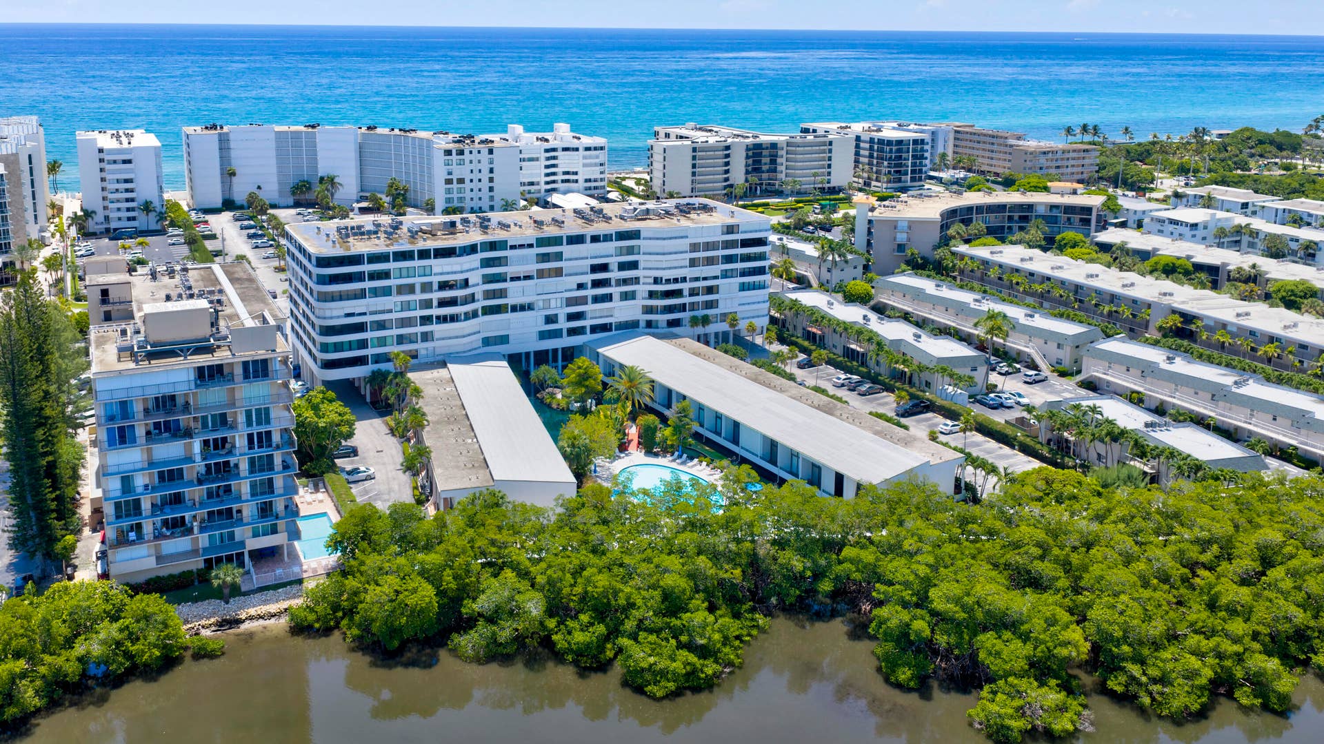 3589 S Ocean Boulevard, #26, South Palm Beach, FL 33480 03-DJI_20260630002955_0682_D_3_D_4_D_5_D