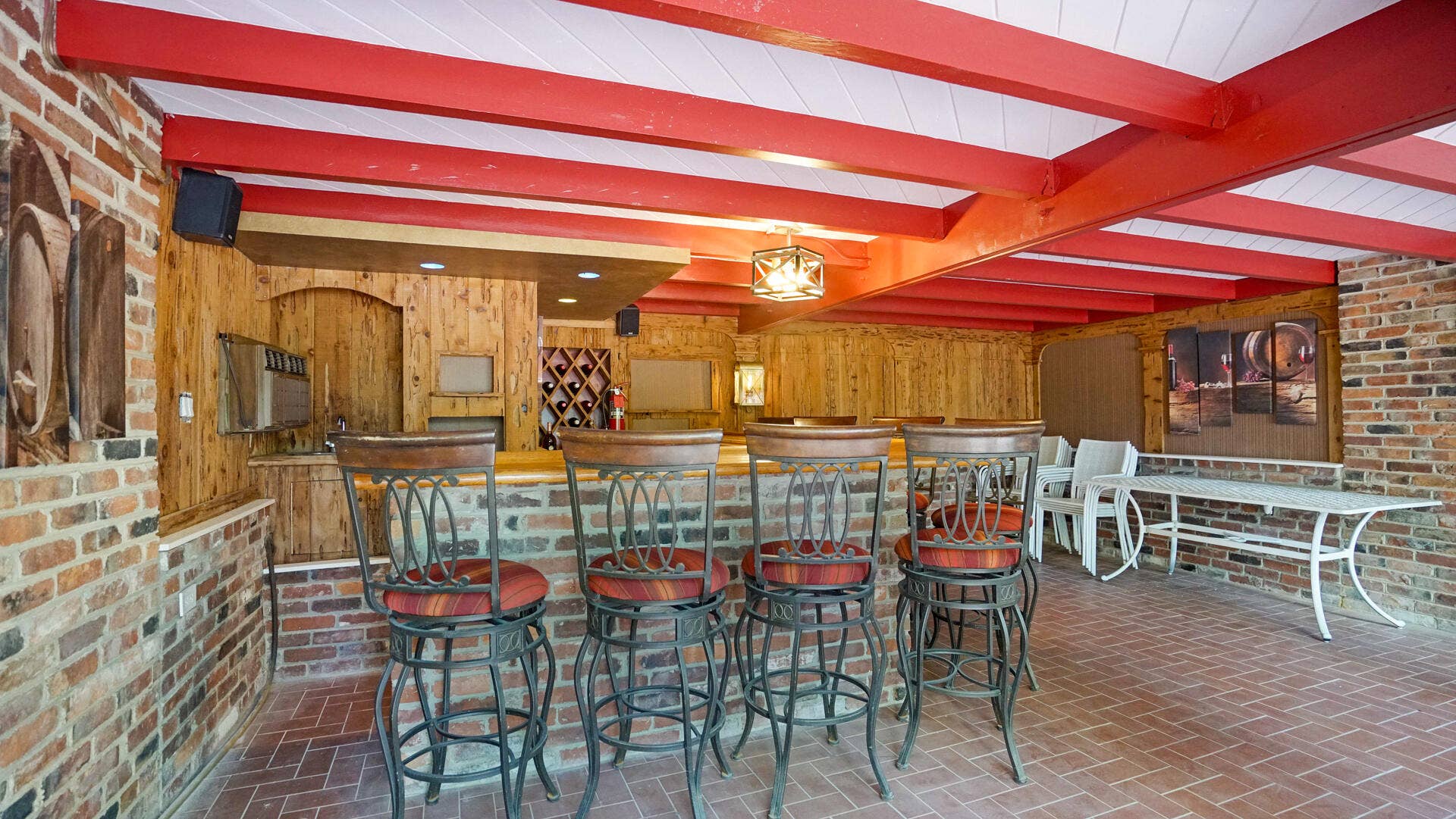 2249 Lazy Lane, Lazy Lake, FL 33305 The Old Bar Area