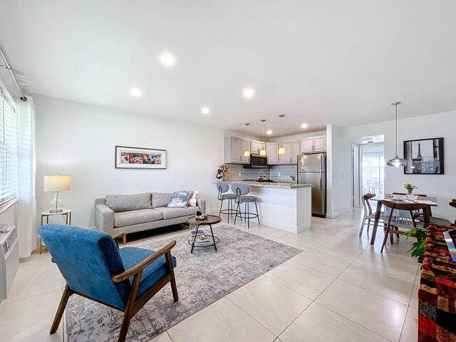 Property photo for 410 Chatham T, West Palm Beach, FL