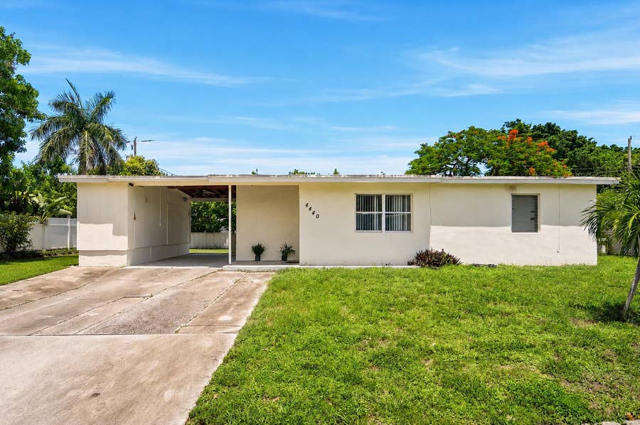 Property photo for 4440 NE 14th Avenue, Pompano Beach, FL