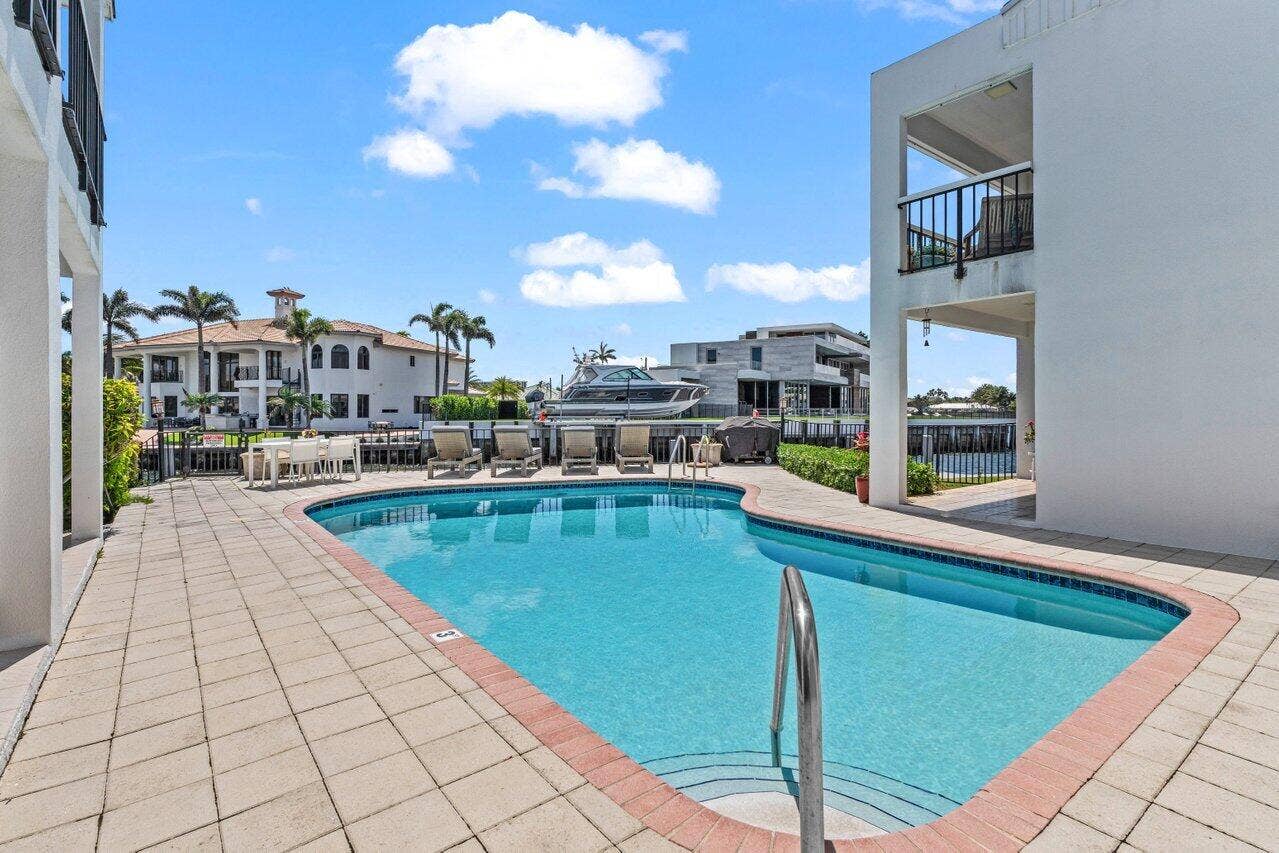 1102 Highland Beach Drive, #2w, Highland Beach, FL 33487 047-1102HighlandBeachDrive-1W-HighlandBe