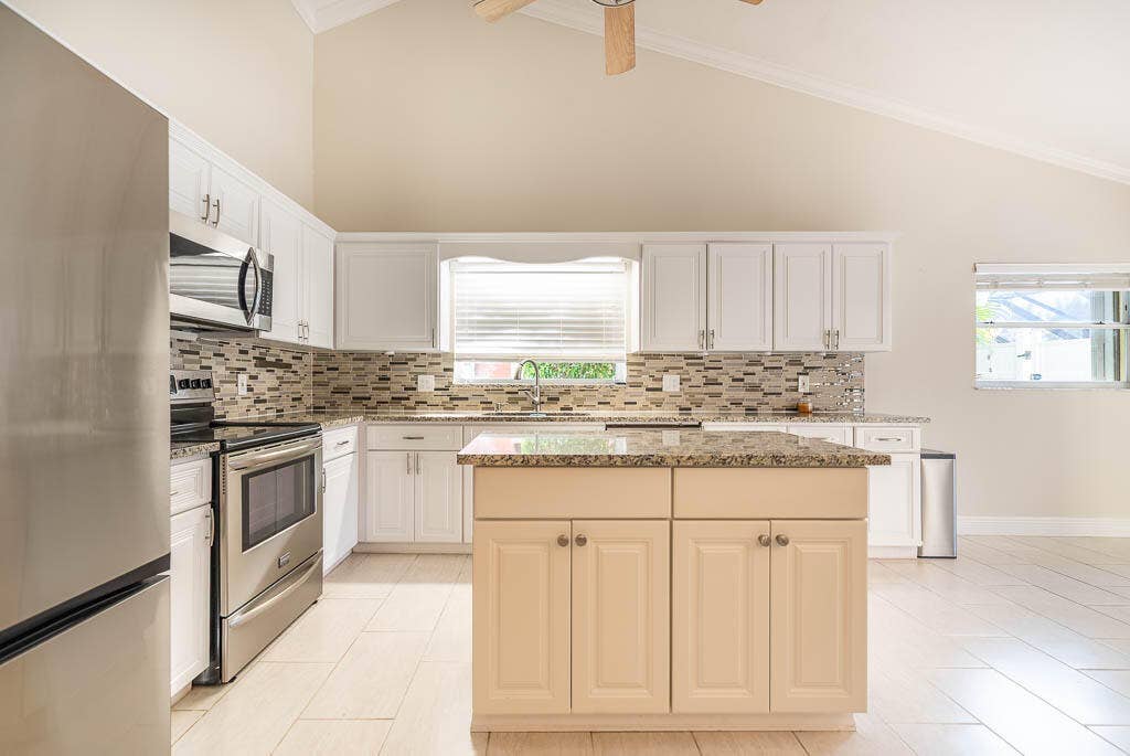 251 NW 69th Street, Boca Raton, FL 33487 20250716-251 NW 69th Street-0041