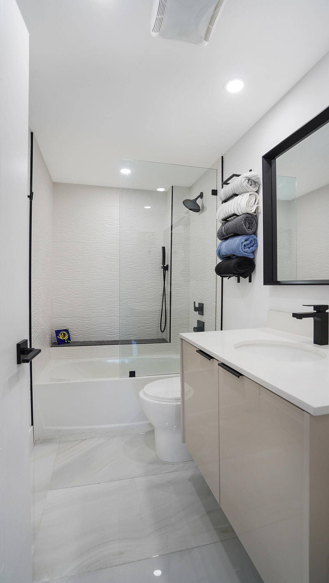 3300 NE 36th Street, #822, Fort Lauderdale, FL 33308 DSC03625