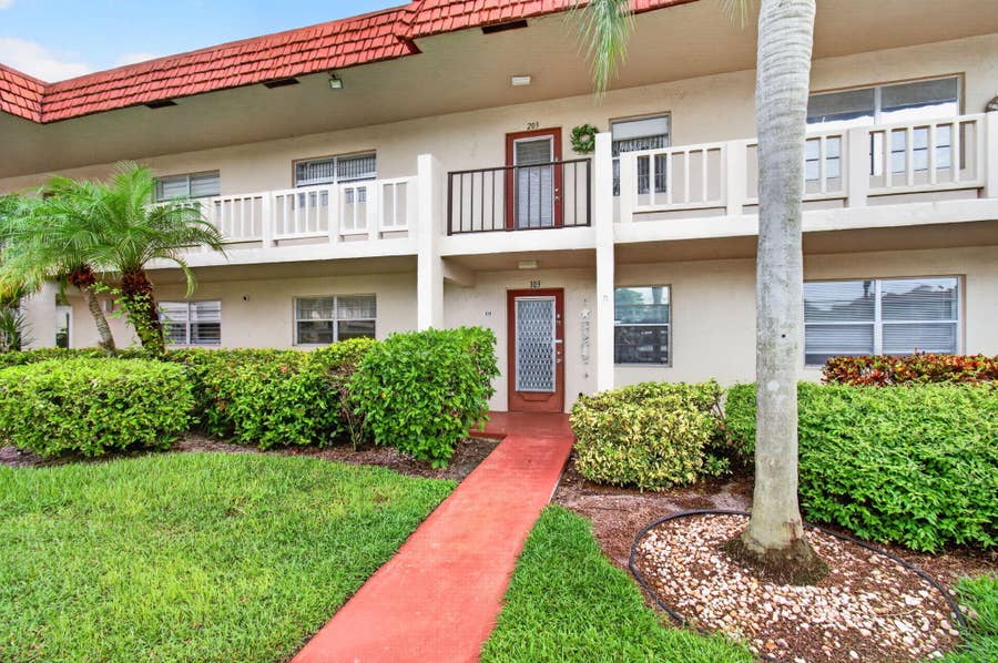 Property photo for 4 Abbey Lane, #103, Delray Beach, FL