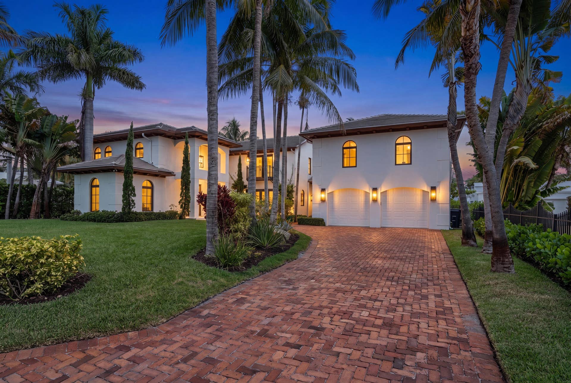 257 E Lakewood Road, West Palm Beach, FL 33405 1_hf_20260625_131117_693c3a51-e594-4ab7-
