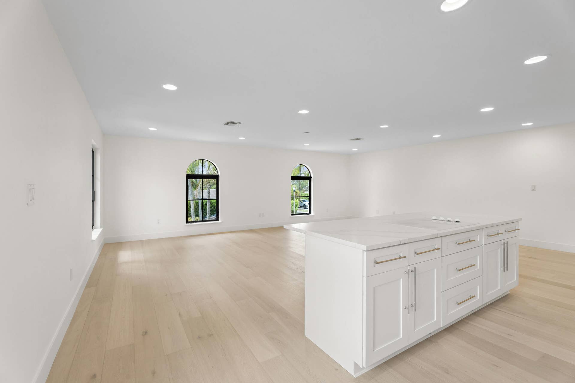 257 E Lakewood Road, West Palm Beach, FL 33405 33_smg09292