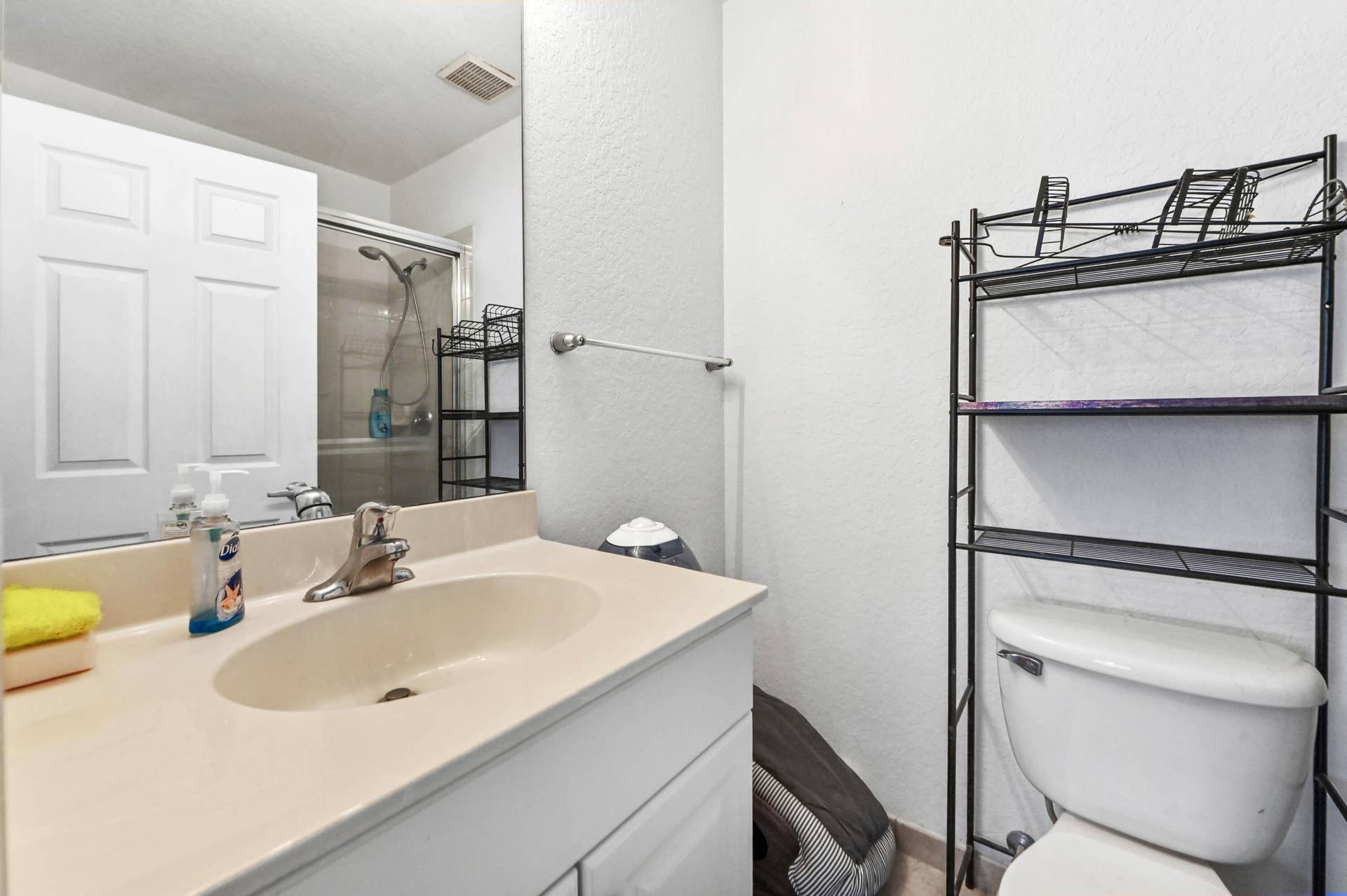 1941 Gardenia Court, Riviera Beach, FL 33404 22 Bathroom 03