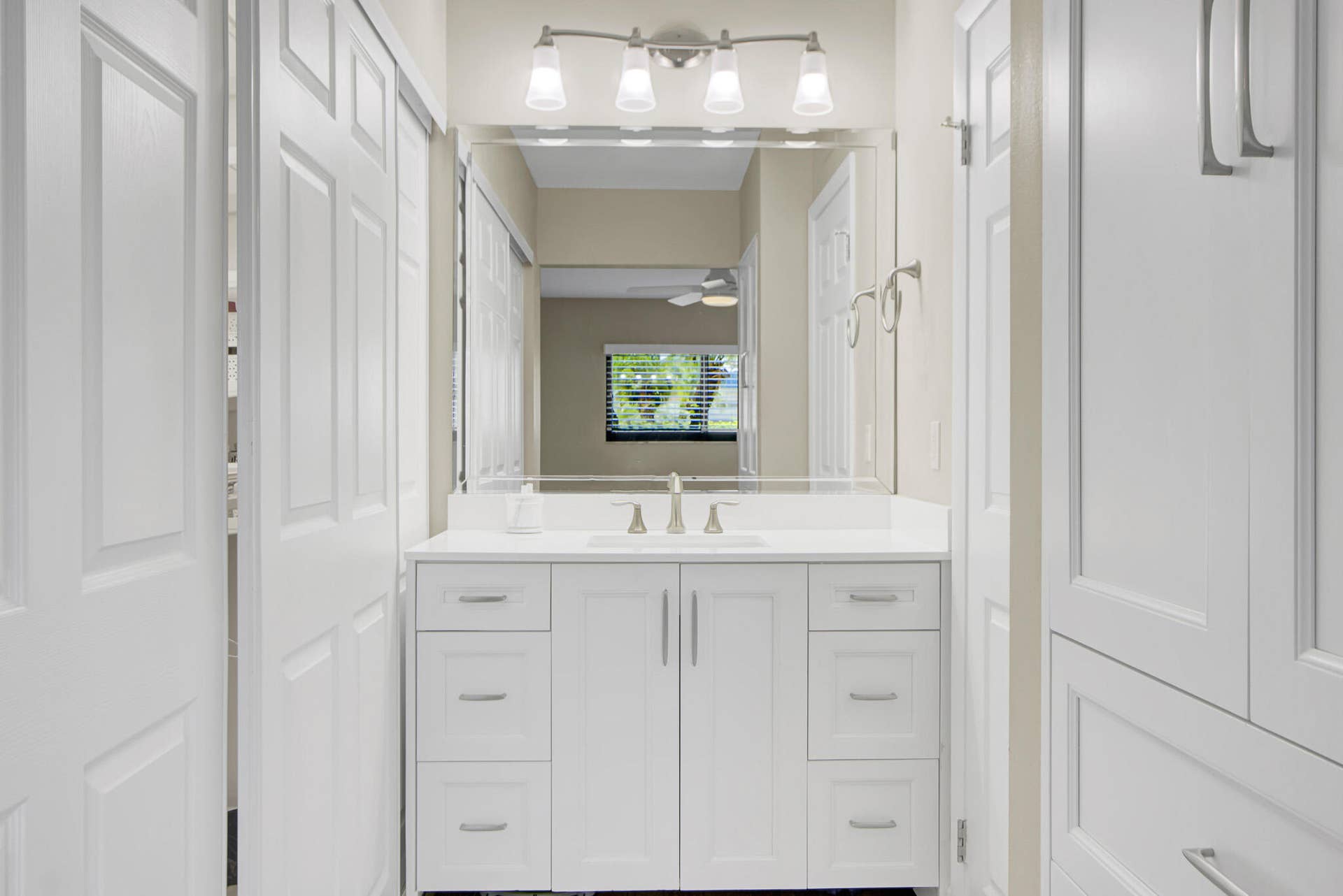 15451-Pembridge-Dr-206_18_MLS