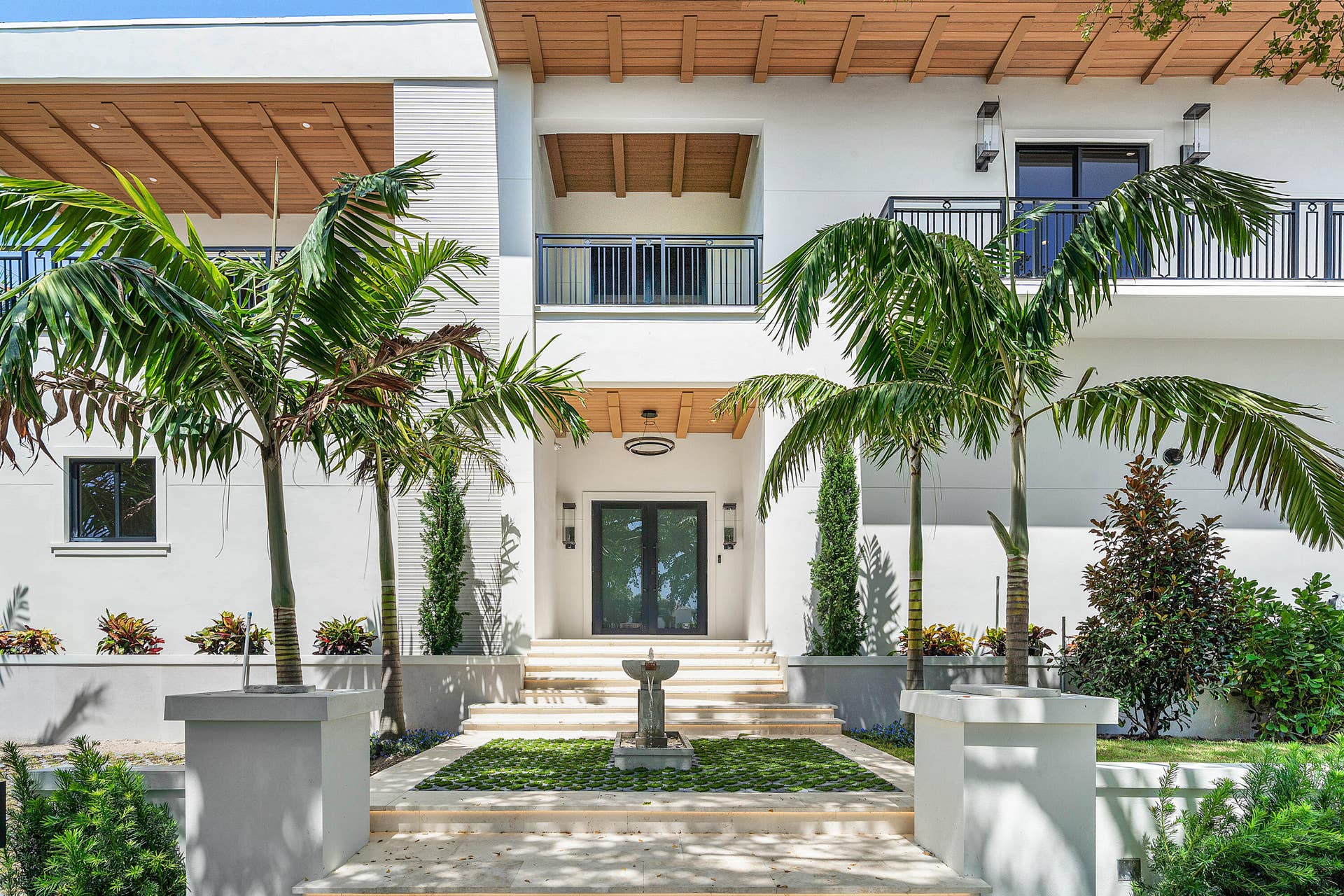 006-7935SouthFlaglerDrive-WestPalmBeach-