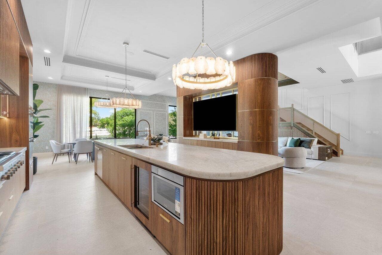 087-7935SouthFlaglerDrive-WestPalmBeach-