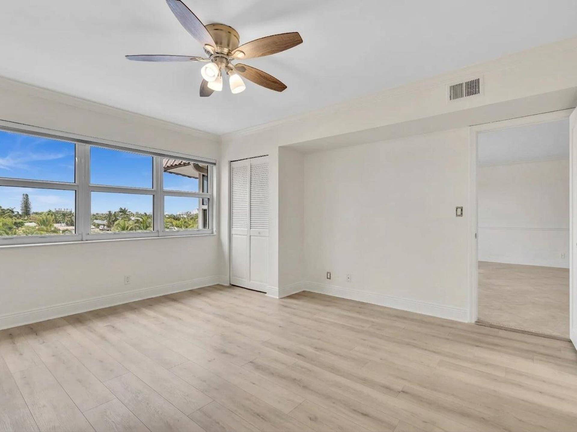 3031 NE 51st Street, #403w, Fort Lauderdale, FL 33308 FPP00346 empty (1)