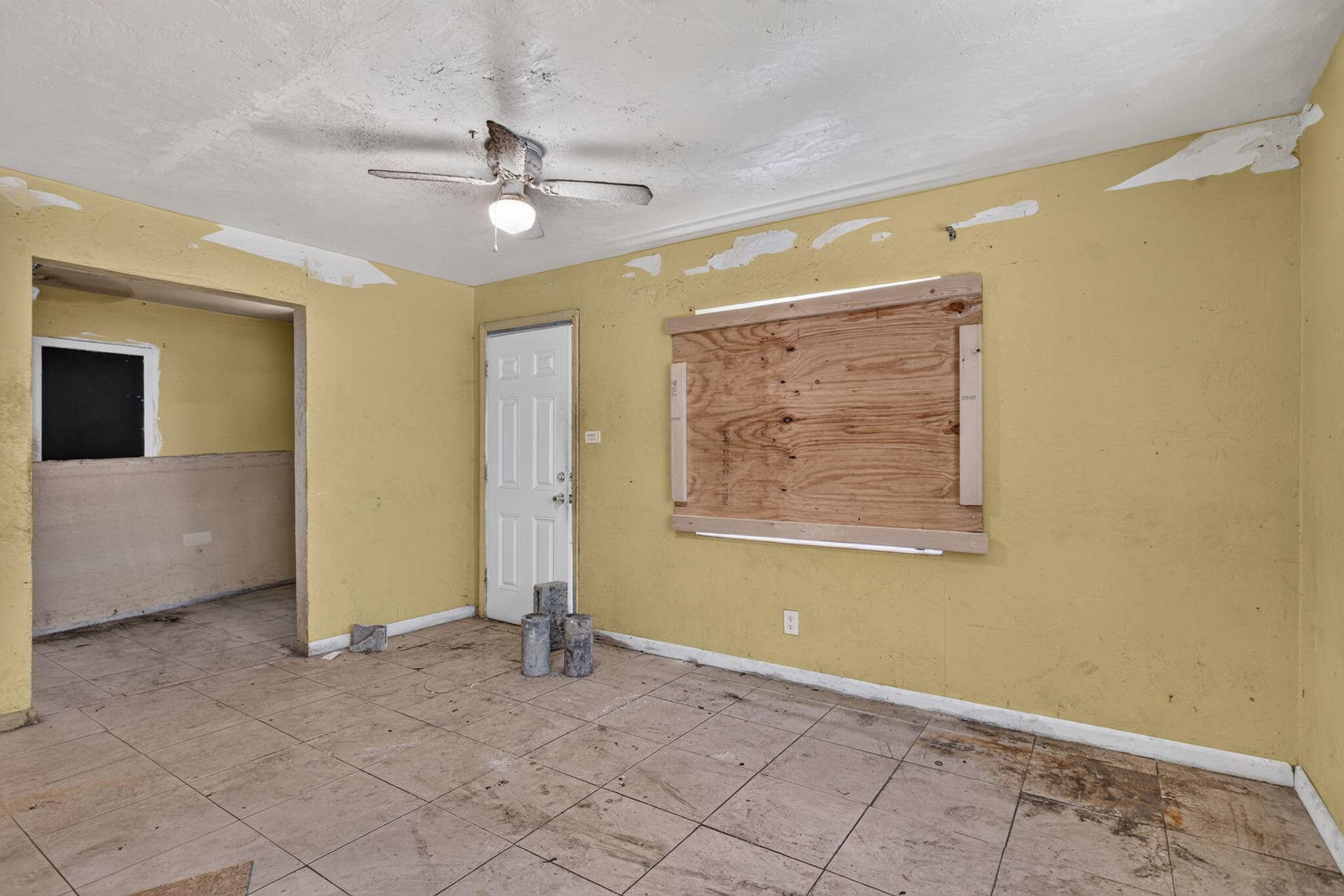 511 NW 17th Avenue, Fort Lauderdale, FL 33311 11-web-or-mls-511 -9692