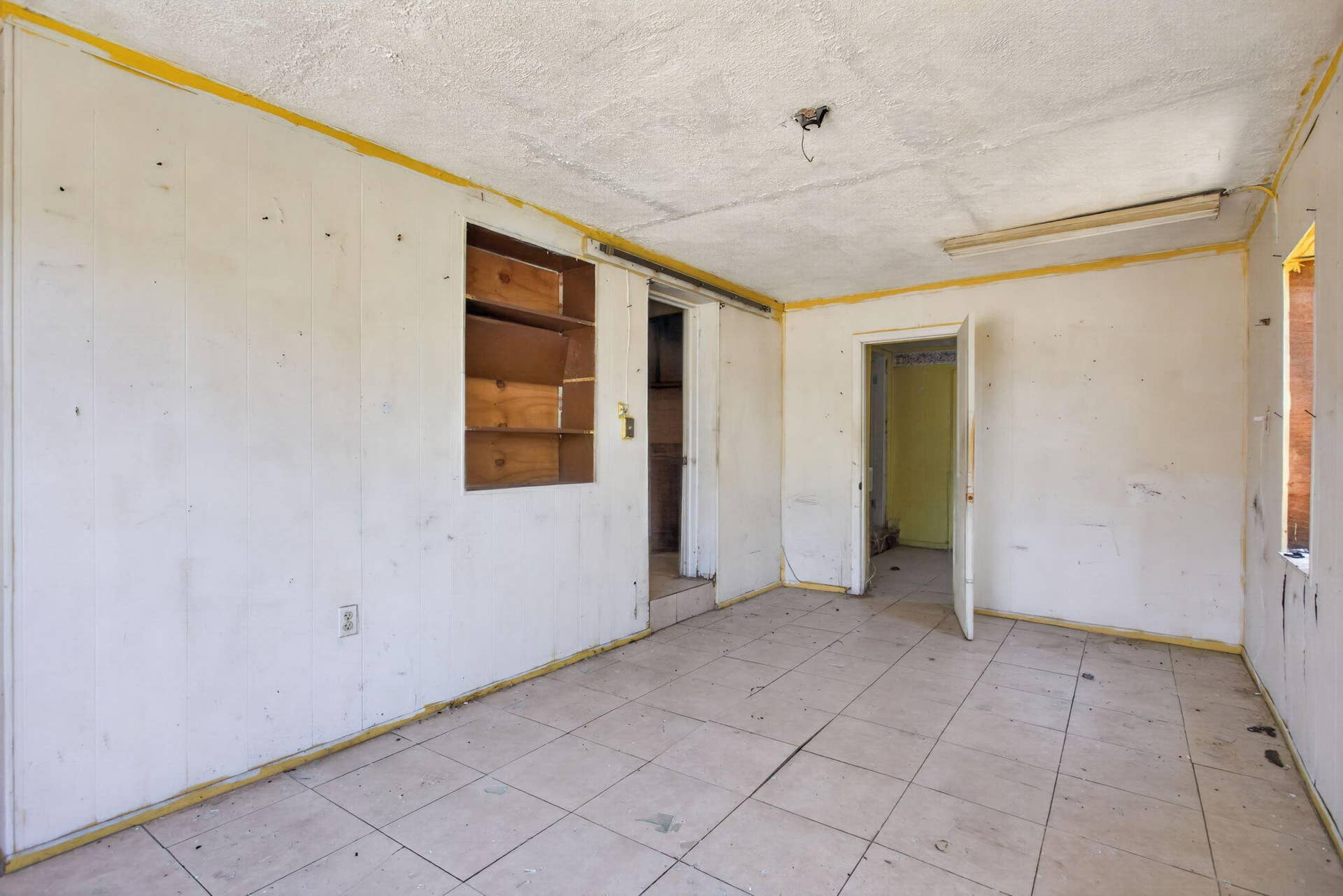 511 NW 17th Avenue, Fort Lauderdale, FL 33311 16-web-or-mls-511 -9716