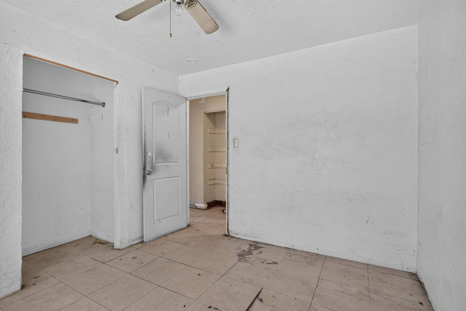 511 NW 17th Avenue, Fort Lauderdale, FL 33311 25-web-or-mls-511 -9761