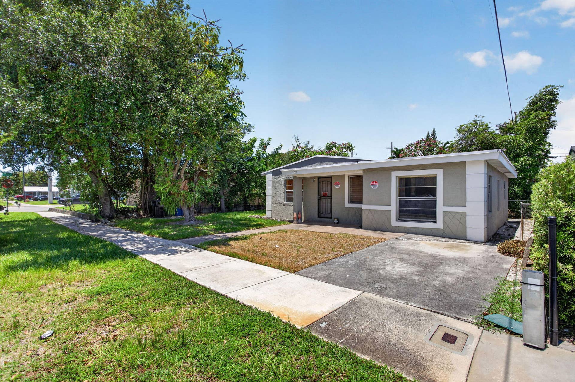 511 NW 17th Avenue, Fort Lauderdale, FL 33311 2-web-or-mls-511 -9645
