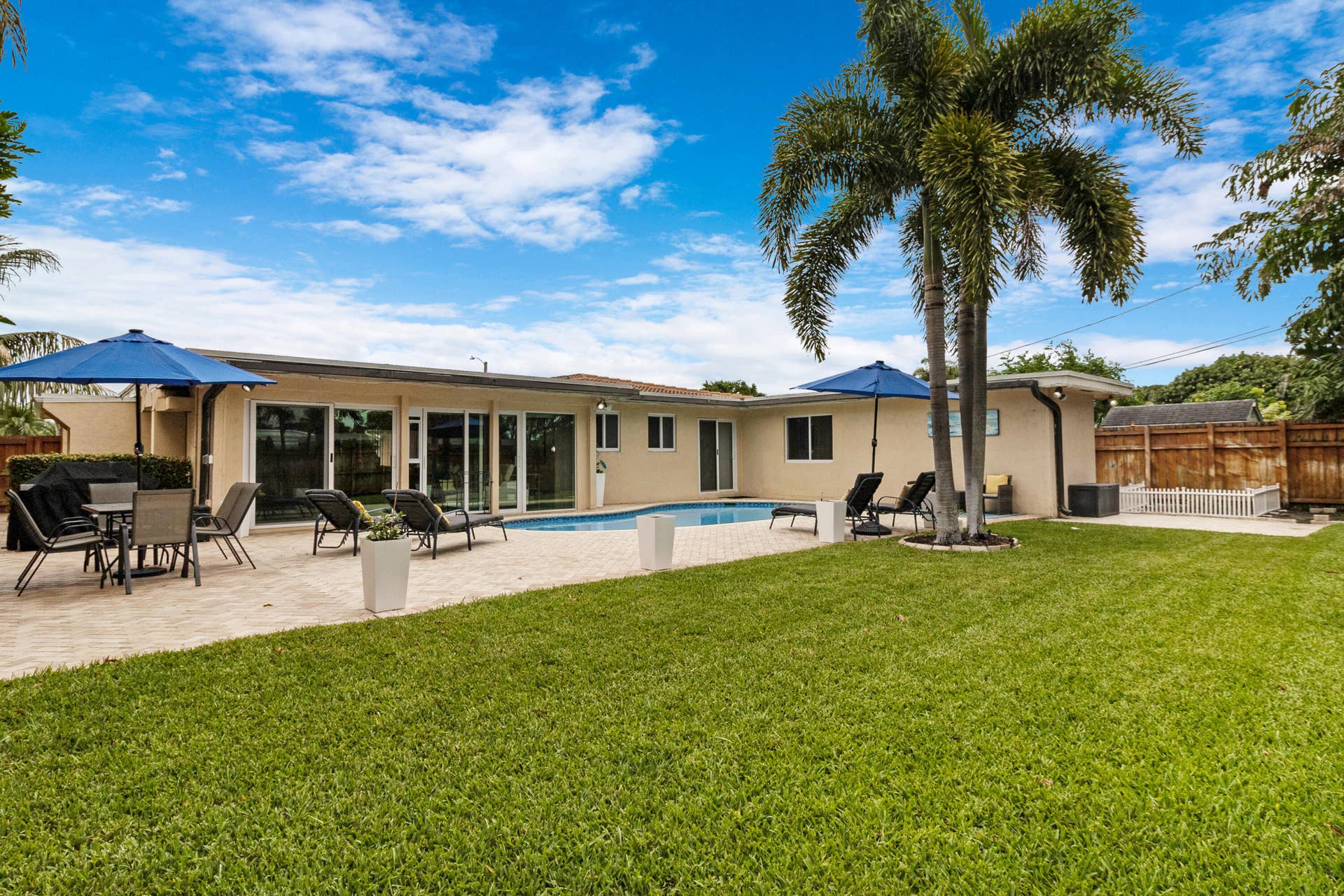 2070 NE 63rd Street, Fort Lauderdale, FL 33308 accutour_01 2070-ne-63rd-st -045