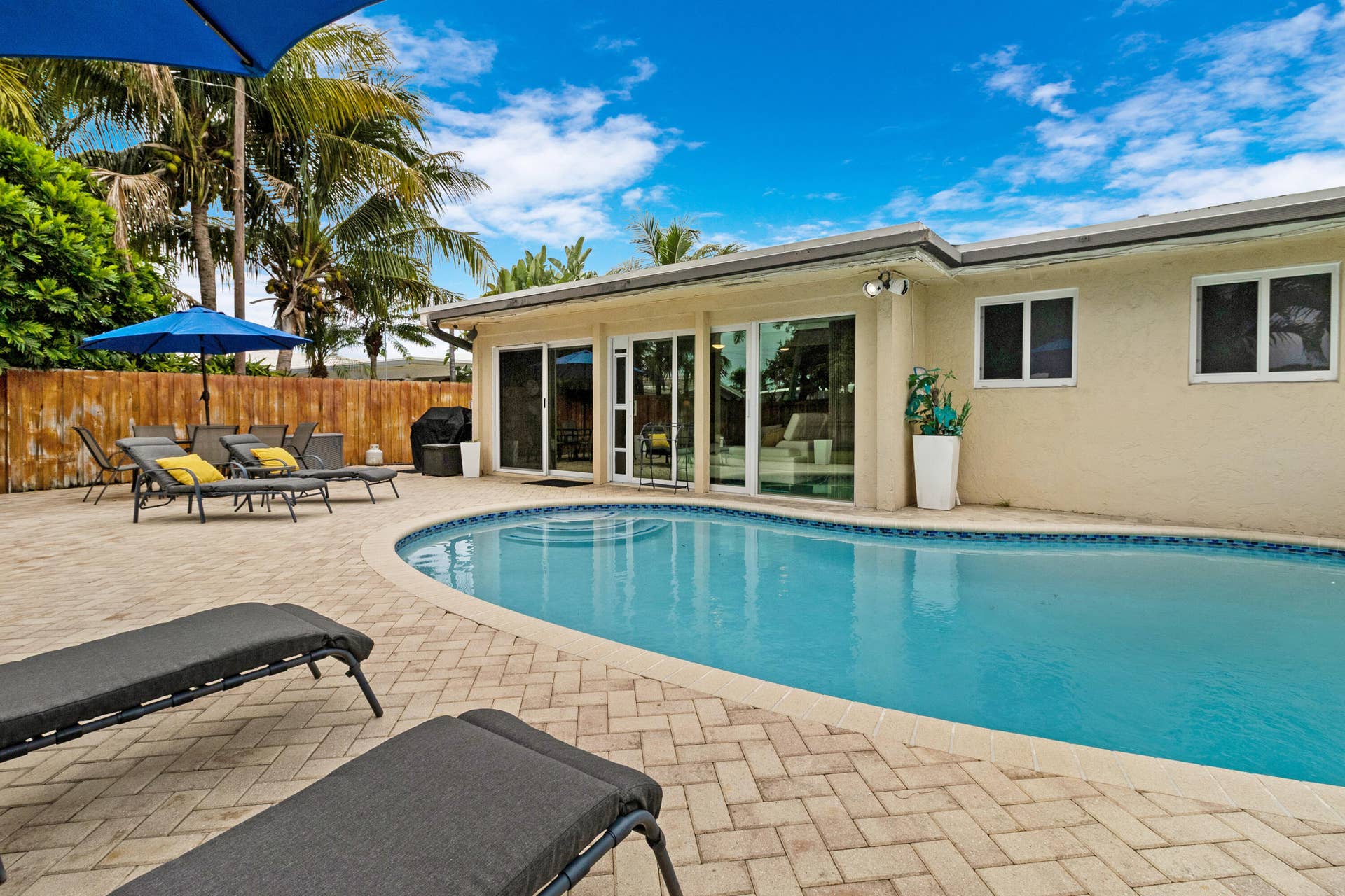 2070 NE 63rd Street, Fort Lauderdale, FL 33308 accutour_01 2070-ne-63rd-st -041