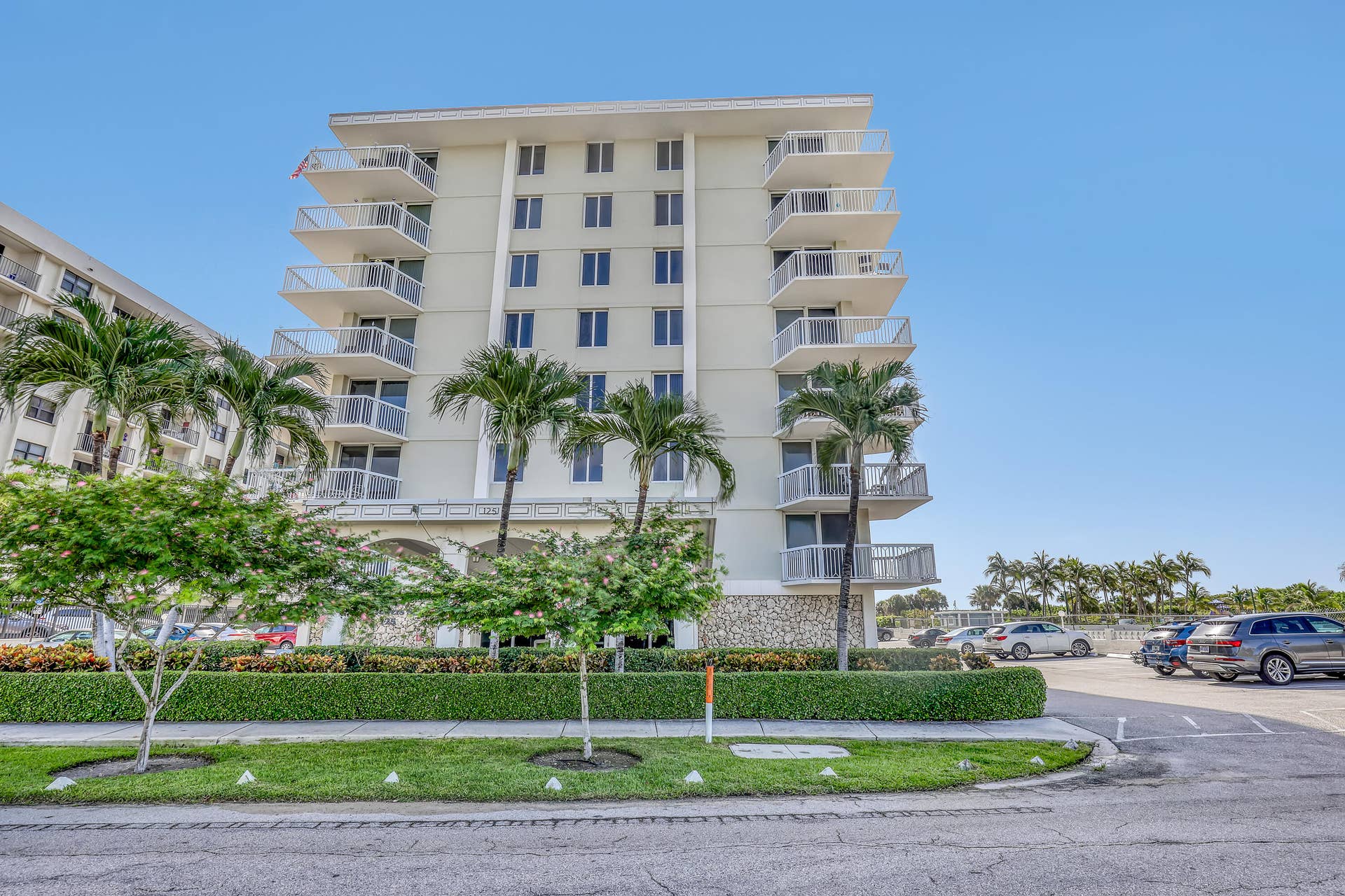 125 S Ocean #505 (2)